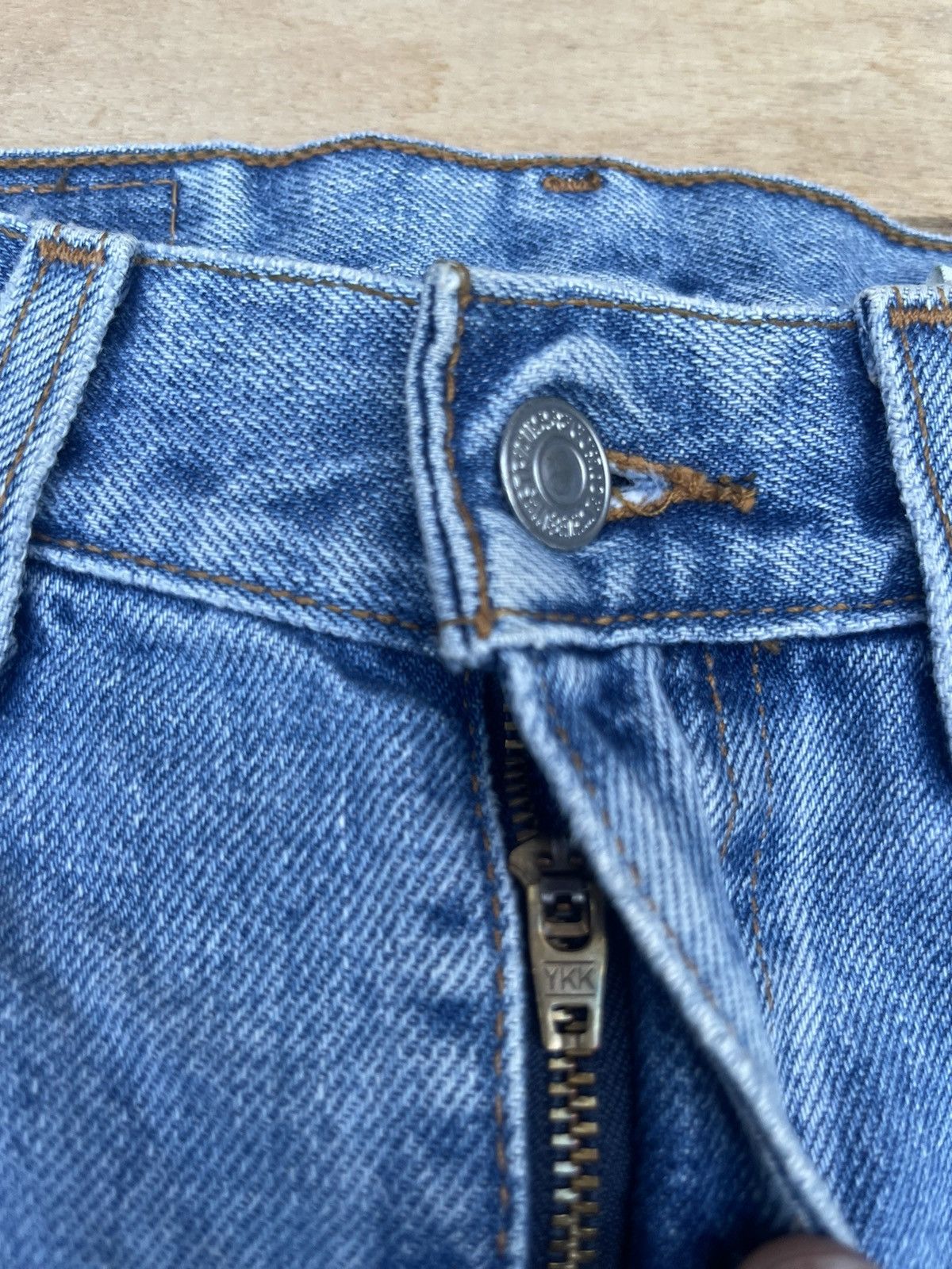 Levi's × Levi's Vintage Clothing × Vintage Vintage Levi's 505 Light Wash Denim Jeans Size 31x30 Size US 31 - 6 Thumbnail