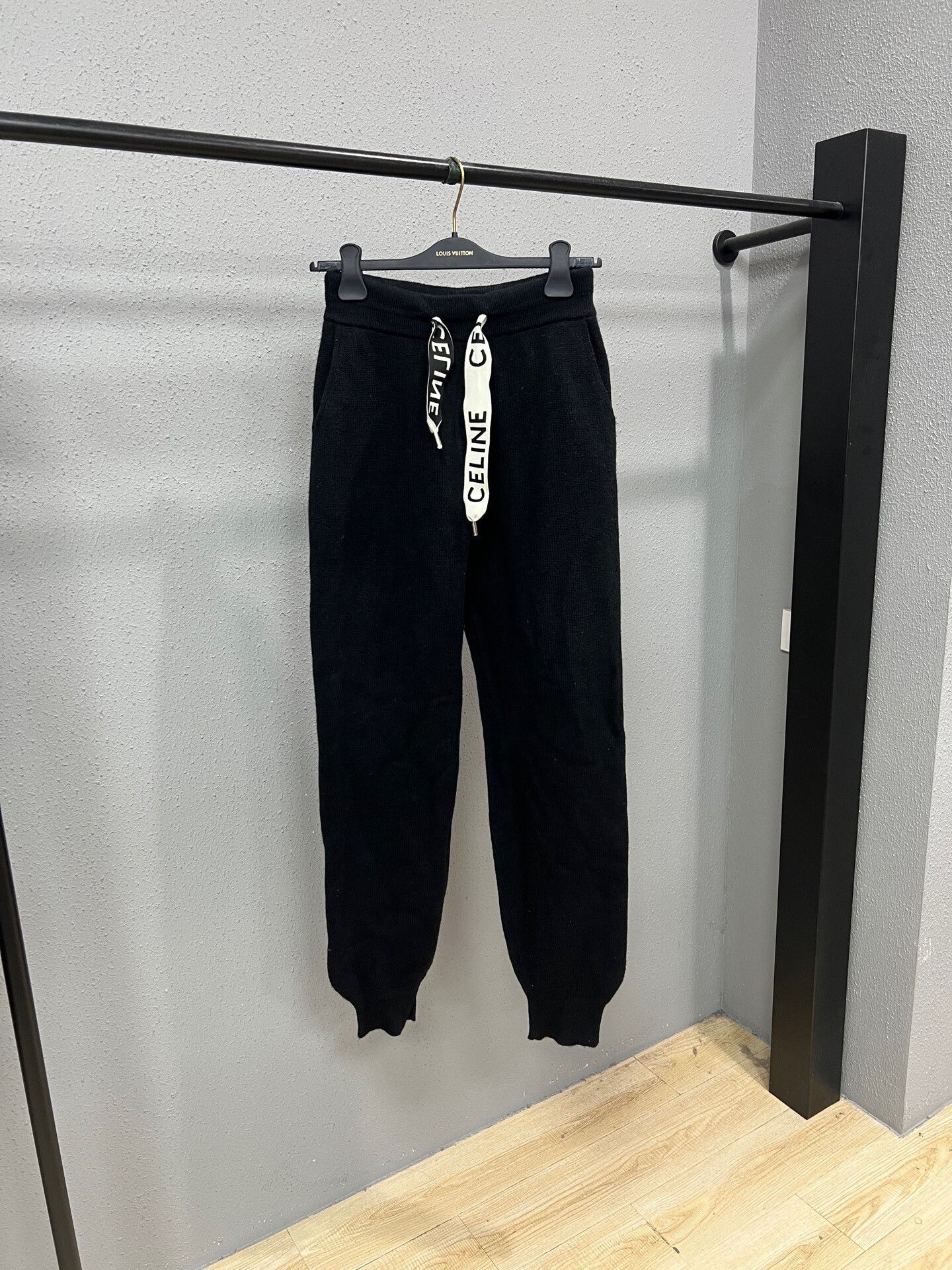 Celine black drawstring cashmere joggers Size 30" / US 8 / IT 44 - 1 Thumbnail