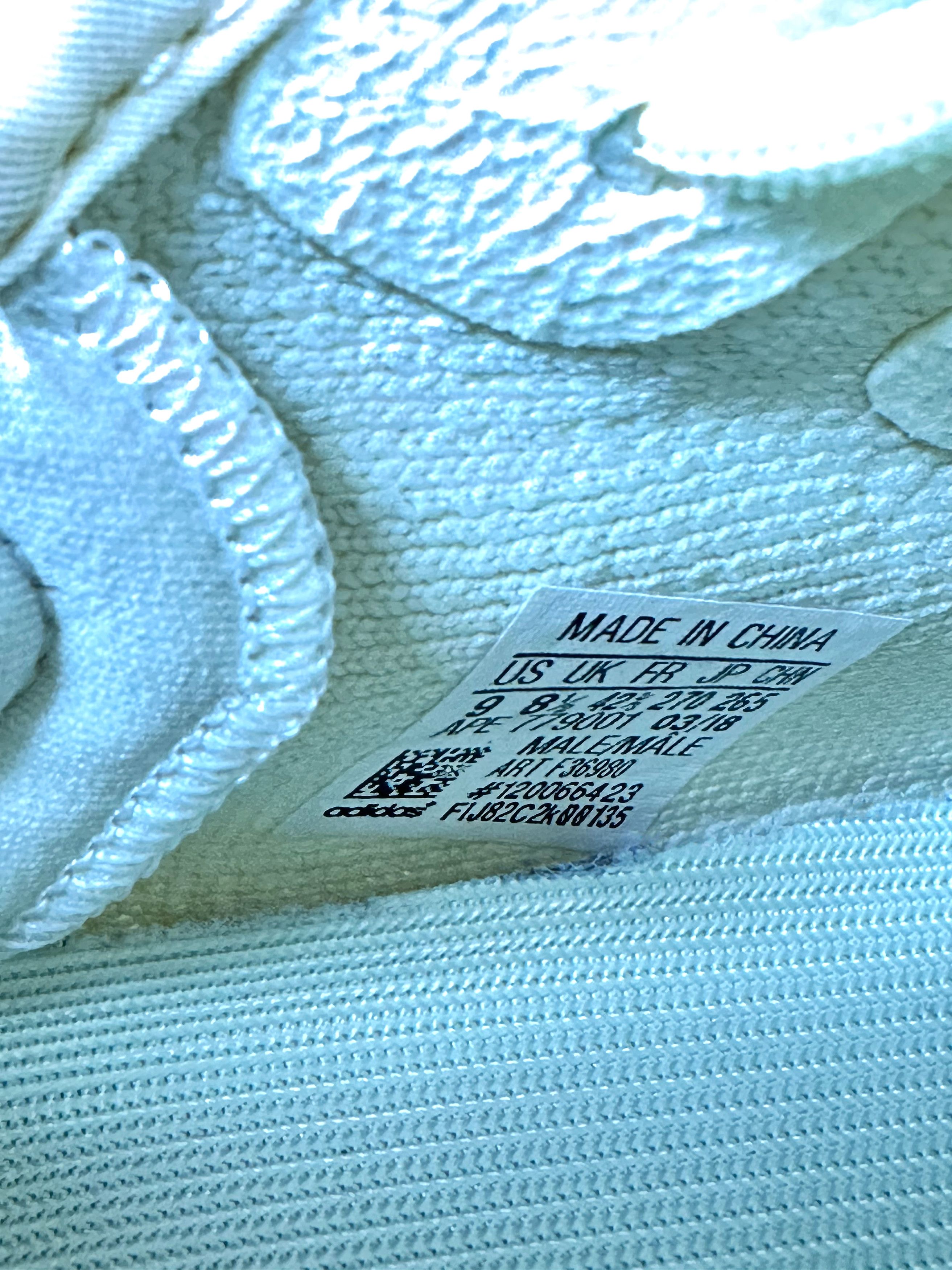 Adidas adidas Yeezy Boost 350 V2 Butter US9 / No Box / Worn Size US 9 / EU 42 - 7 Thumbnail