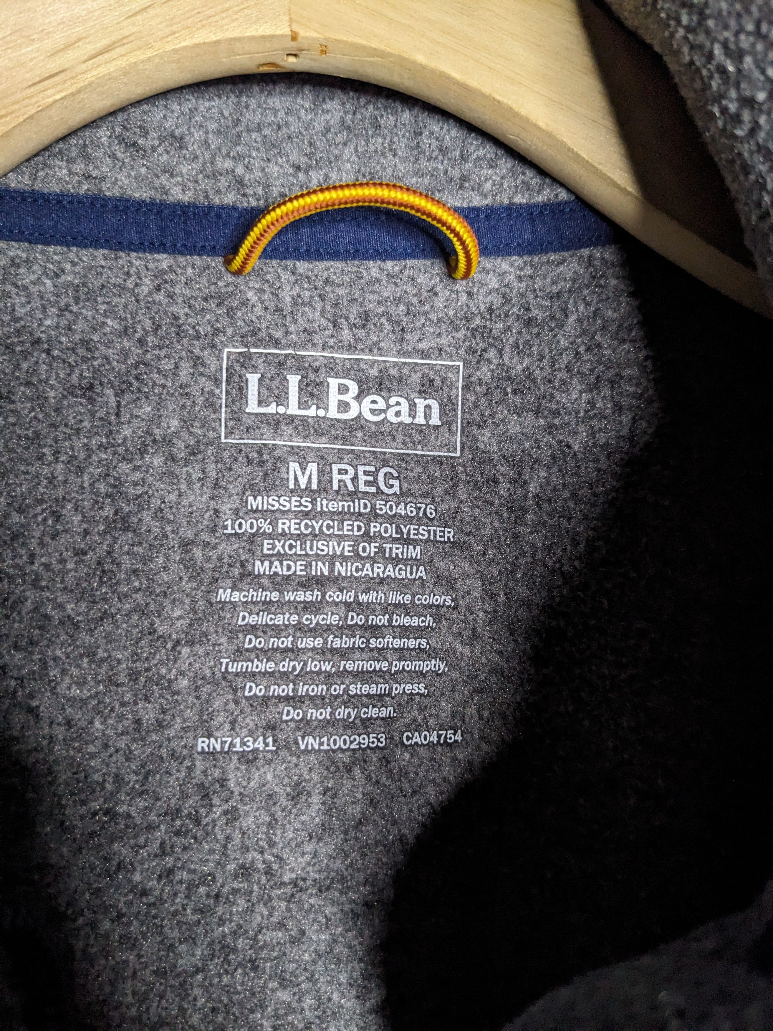 L.L. Bean LL Bean Mountain Classic Fleece Half Zip Sweater Medium 1/2 Size M / US 6-8 / IT 42-44 - 7 Thumbnail