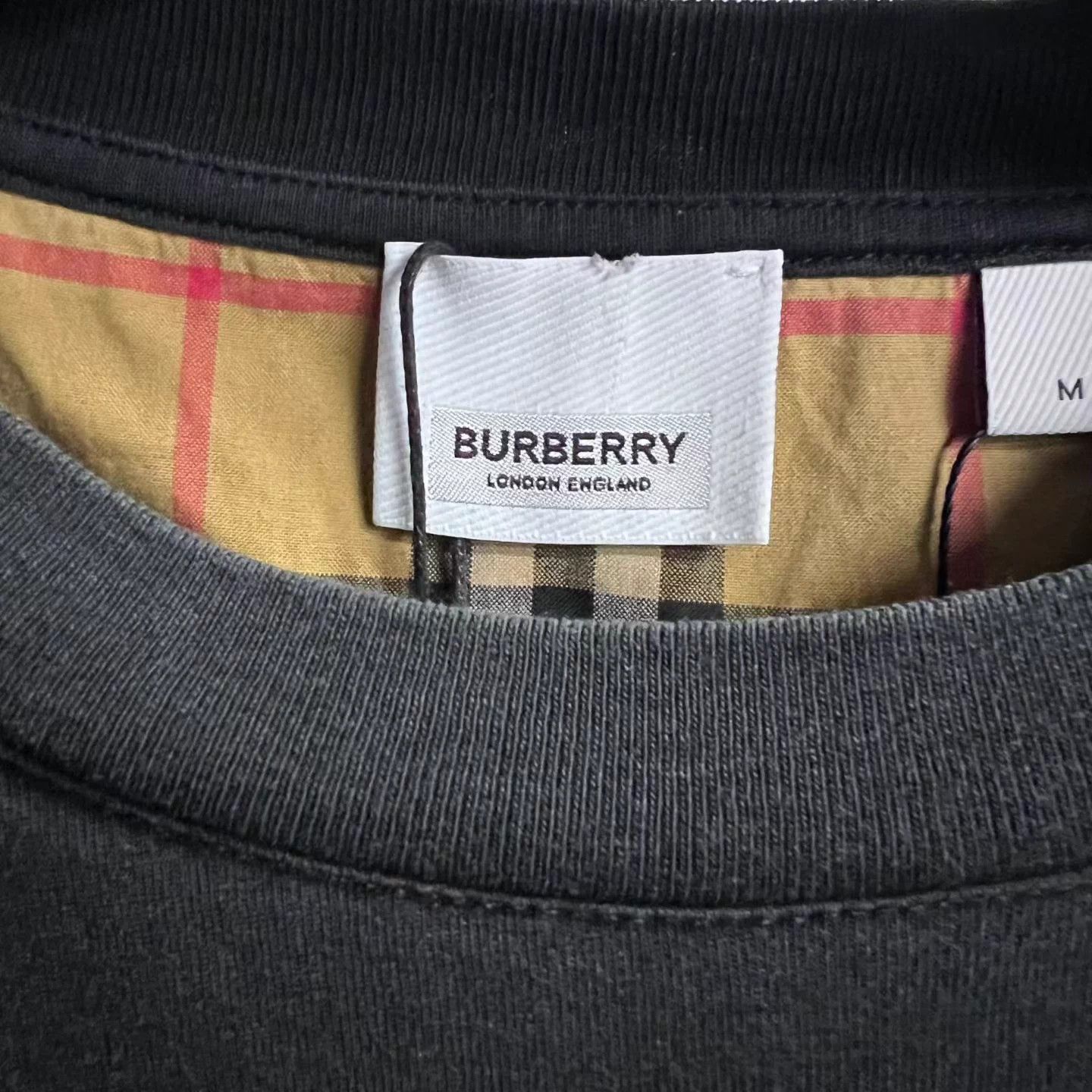 Burberry Burberry Black Nova Check T-shirt M with tags Size US M / EU 48-50 / 2 - 5 Thumbnail
