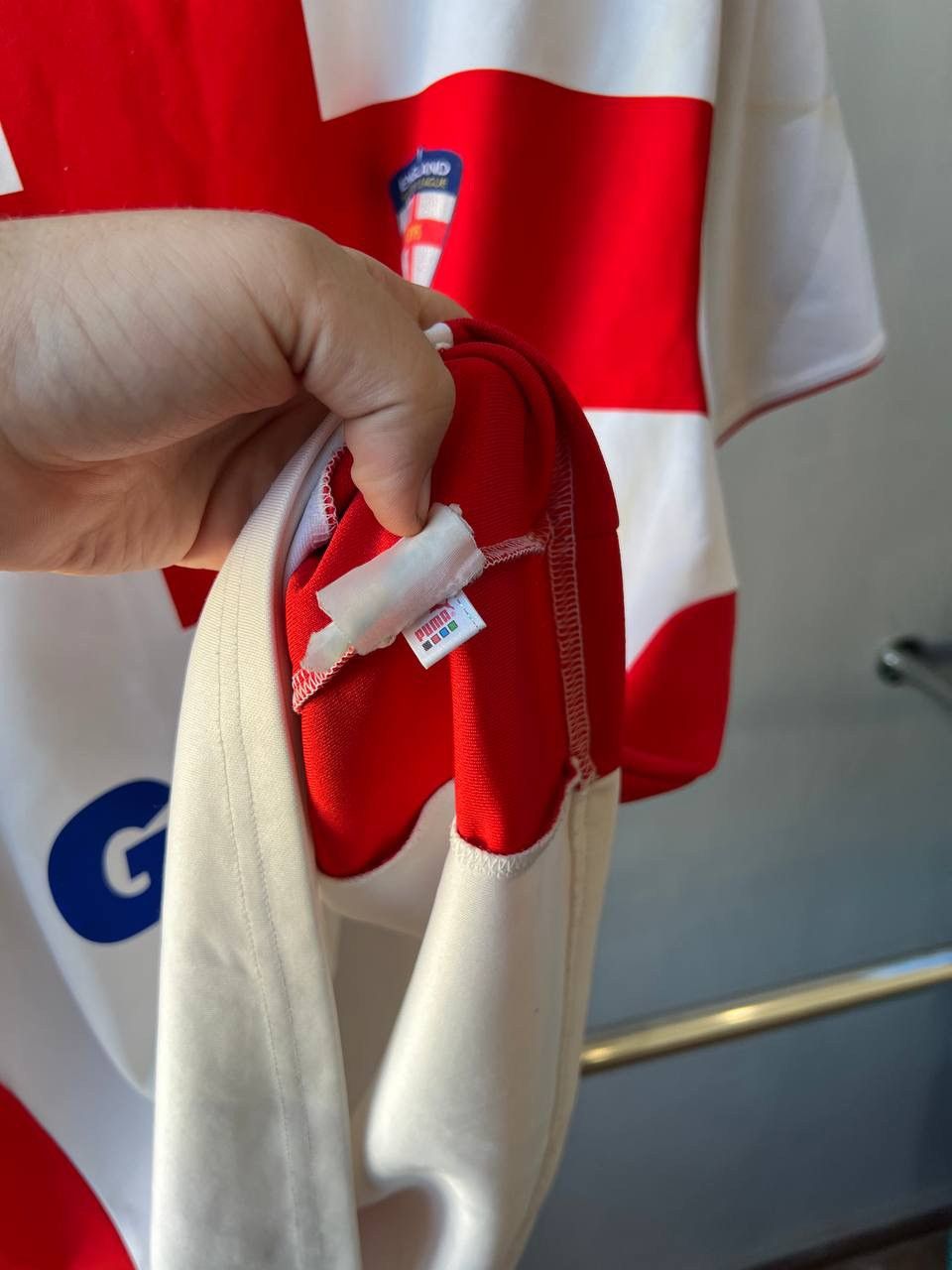 Vintage 2008 ENGLAND TEAM RUGBY WORLD CUP PUMA SHIRT JERSEY SIZE L Size US L / EU 52-54 / 3 - 10 Thumbnail