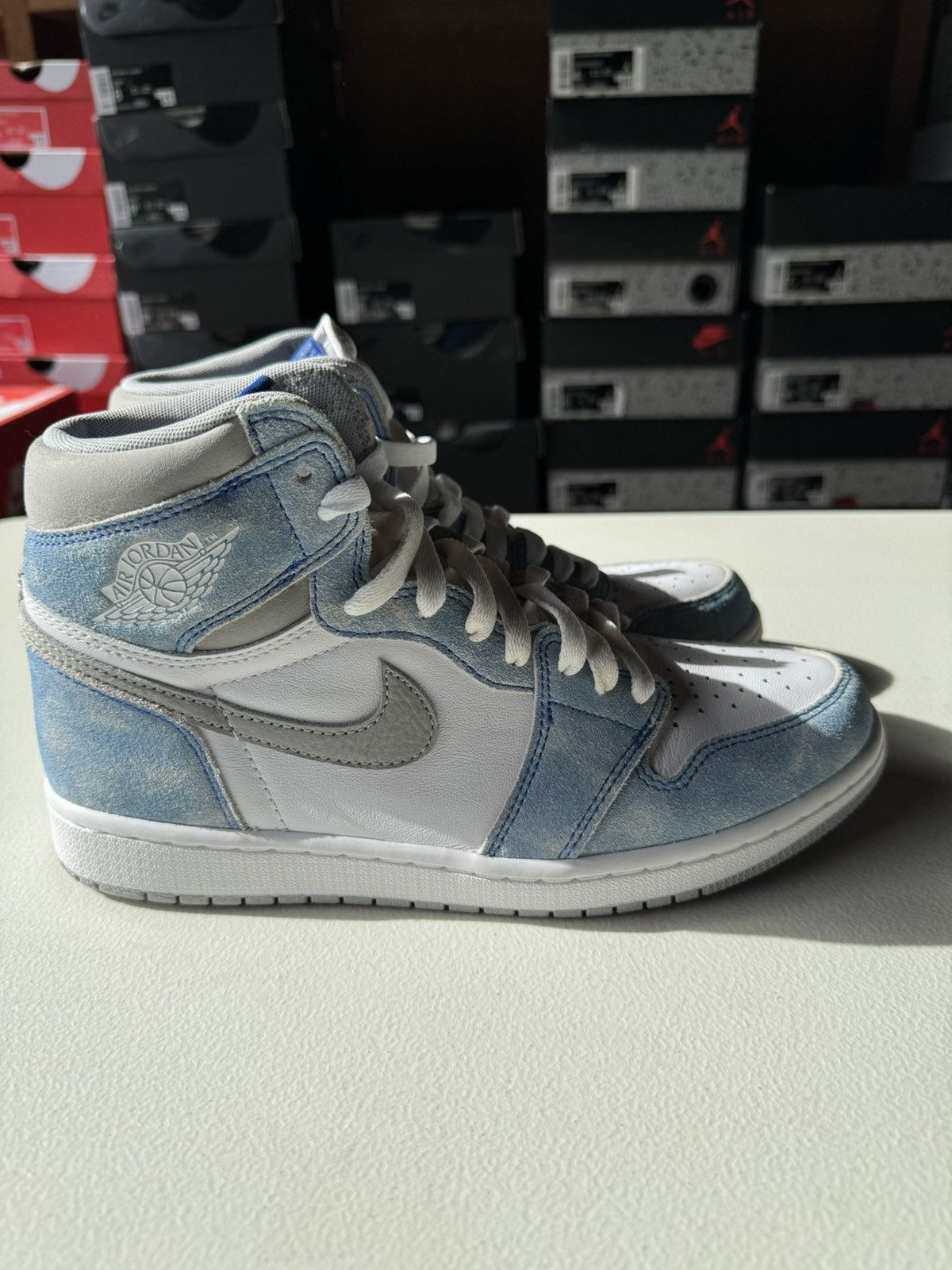 image of Jordan Nike Jordan 1 Hyper Royal Shoes in Blue, Men's (Size 9)