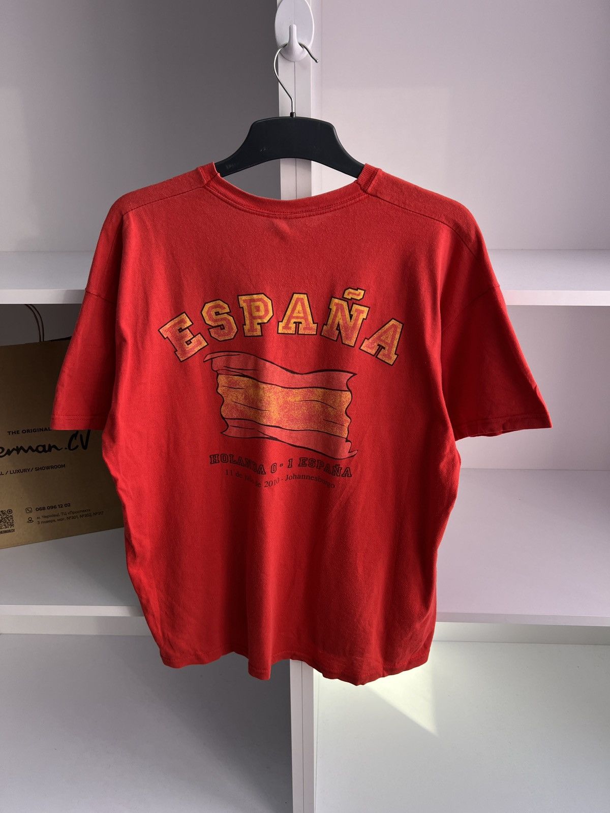 Vintage Vintage Spain Campeones 2010 world cup tee Size US XL / EU 56 / 4 - 13 Thumbnail