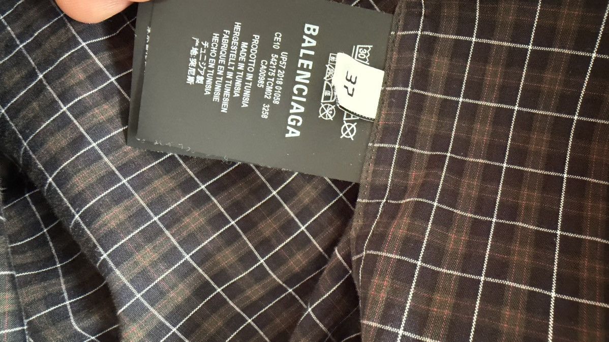 Balenciaga Balenciaga Numeric Print Plaid Shirt Size US M / EU 48-50 / 2 - 5 Thumbnail