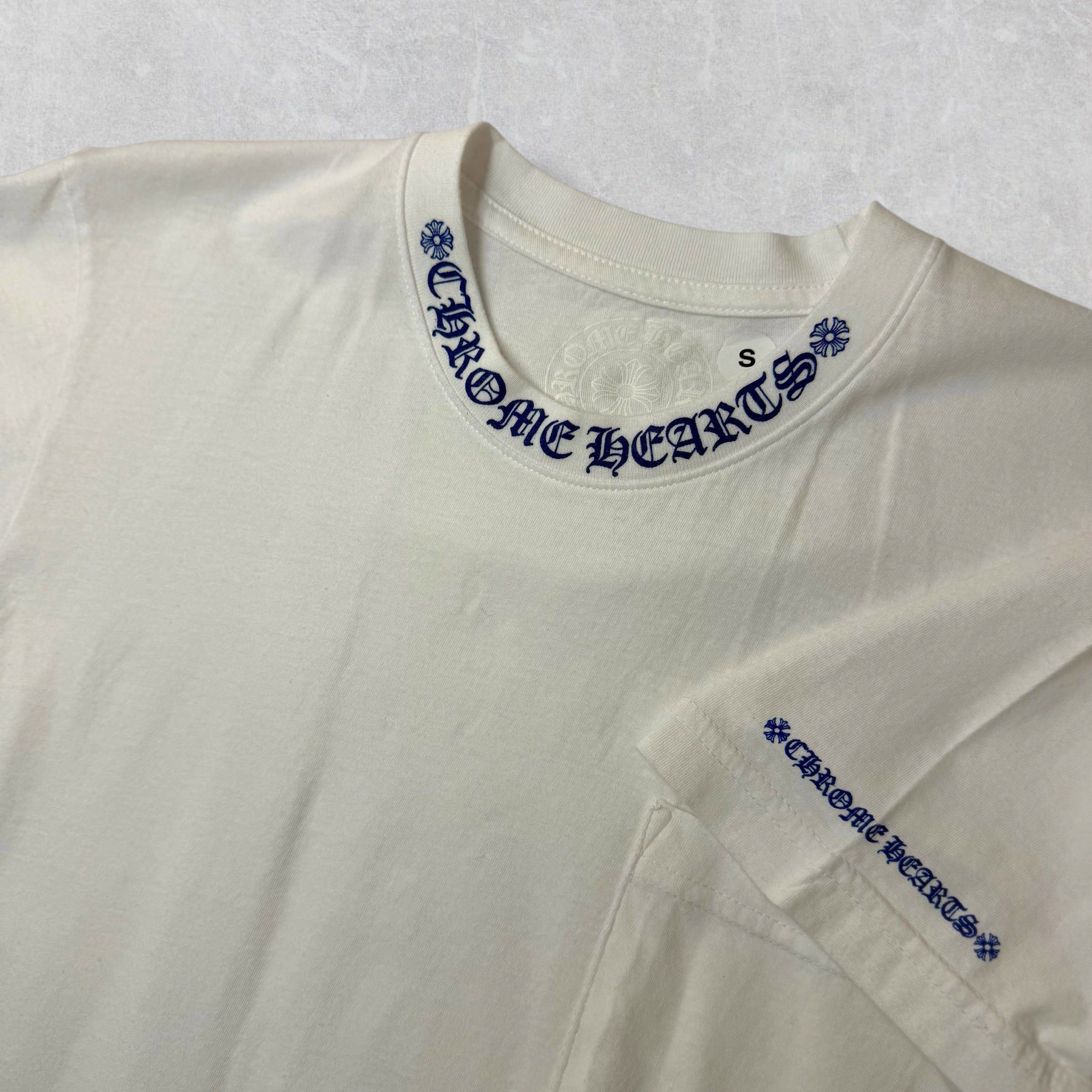 Chrome Hearts Chrome Hearts Blue Neck Logo Tee S Size US S / EU 44-46 / 1 - 3 Thumbnail