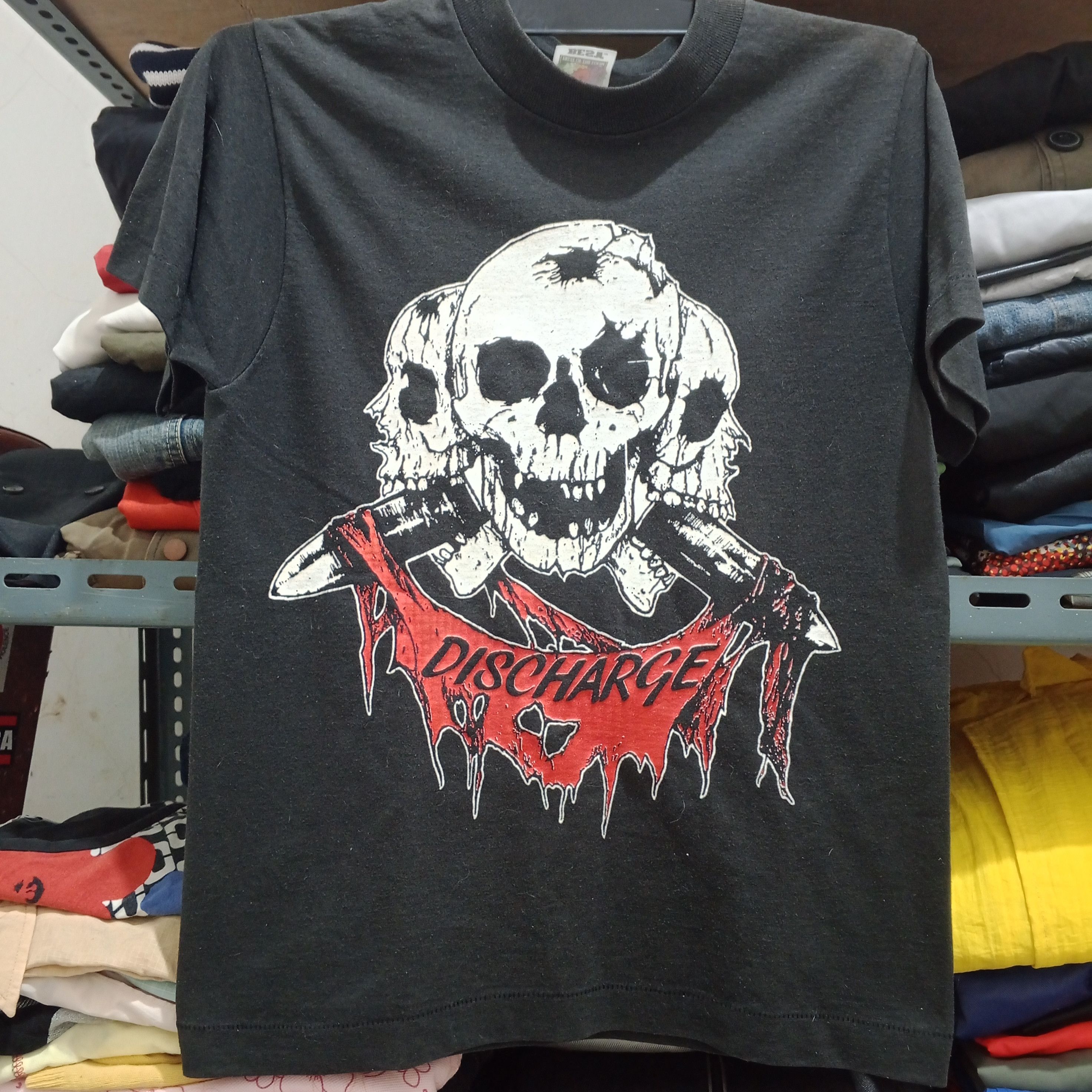 Band Tees Vintage Discharge Band Shirt Promo 80s Band Punk Skull Size US XS / EU 42 / 0 - 1 Thumbnail