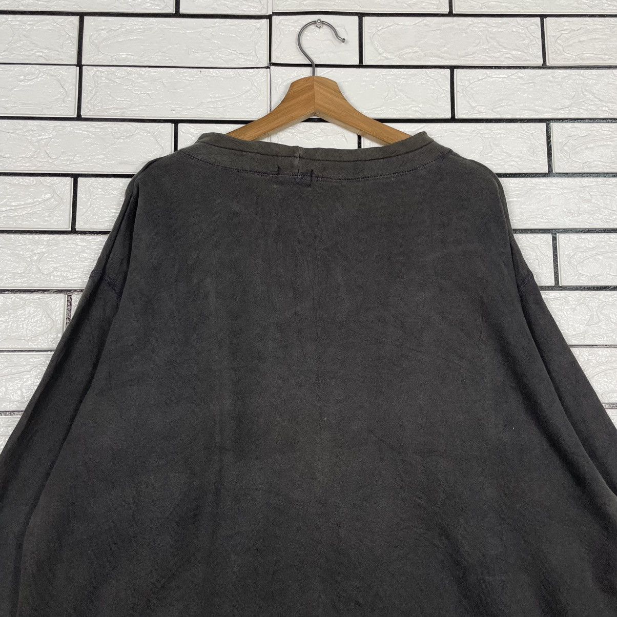 Japanese Brand Japanese Brand Bossbat Funny Wall Sweatshirt Size US M / EU 48-50 / 2 - 9 Thumbnail