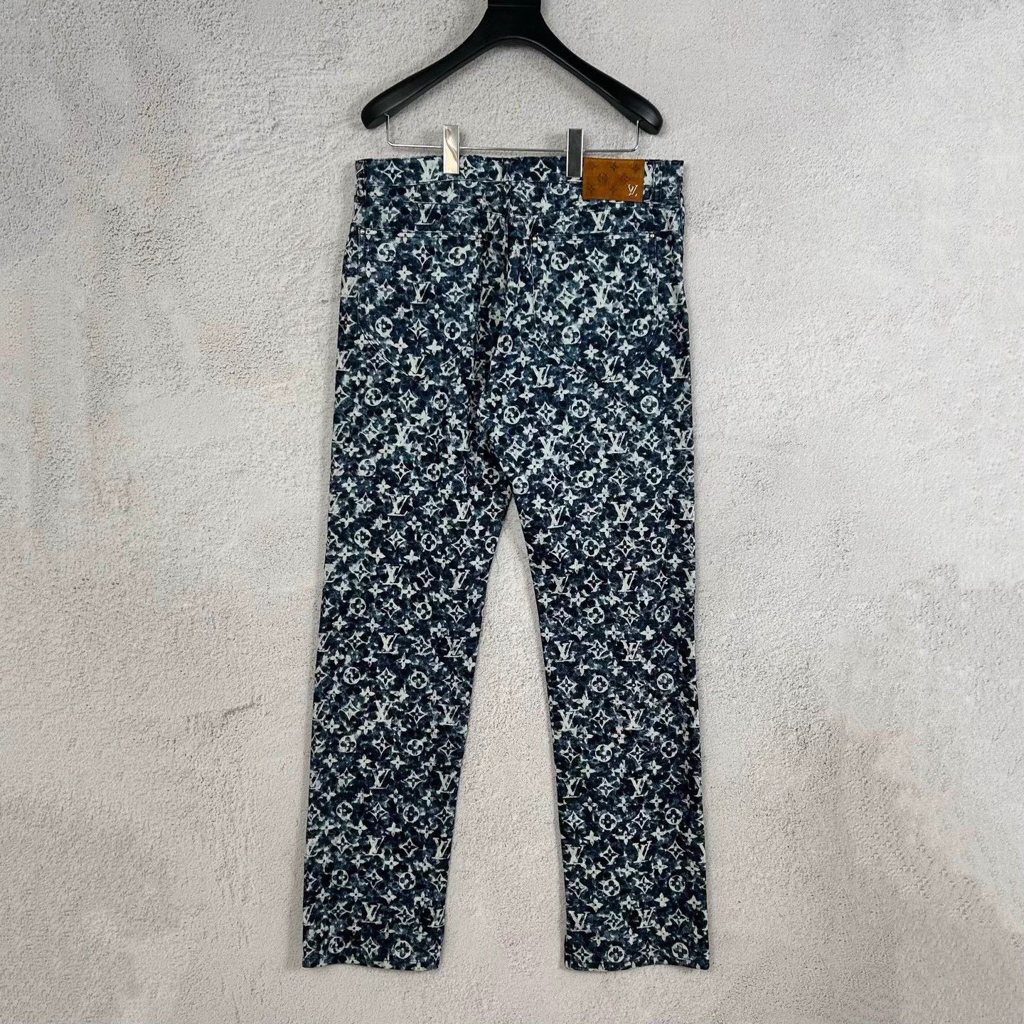 Louis Vuitton Louis Vuitton lv tie-dye all-over print slit demin 30 NWT Size US 30 / EU 46 - 2 Thumbnail