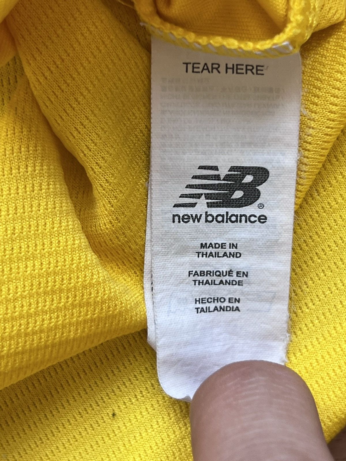 New Balance 2019/2020 Celtic Training Soccer Jersey Men’s Yellow XXL Size US XXL / EU 58 / 5 - 7 Thumbnail