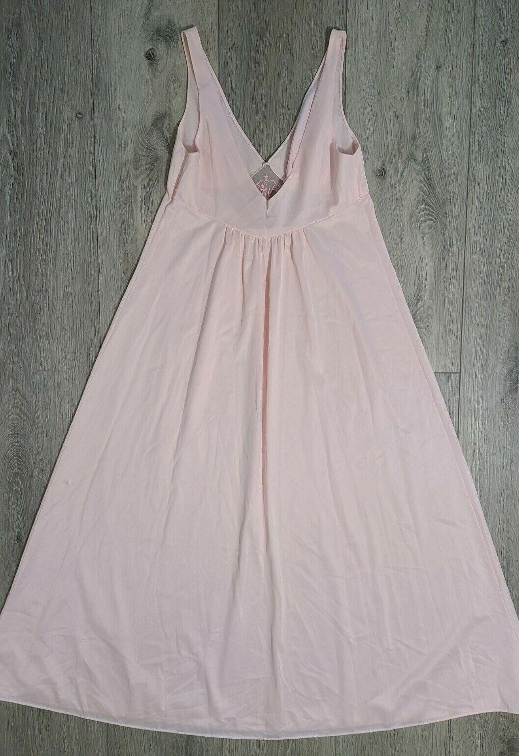 Sears Vintage Nightgown Sears Size 36 Medium Chemise Long v neck Size ONE SIZE - 2 Thumbnail