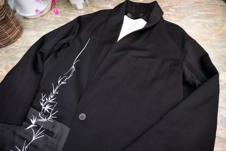 Haider Ackermann Haider Ackermann Wool embroidered long coat Size US S / EU 44-46 / 1 - 3 Thumbnail