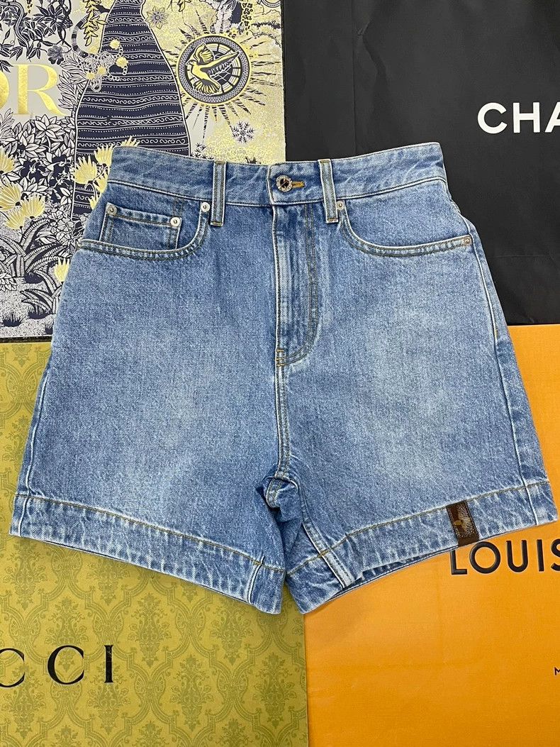 Louis Vuitton Louis Vuitton Blue High-Waist Denim Shorts - dmc Size US 38 / EU 54 - 1 Thumbnail