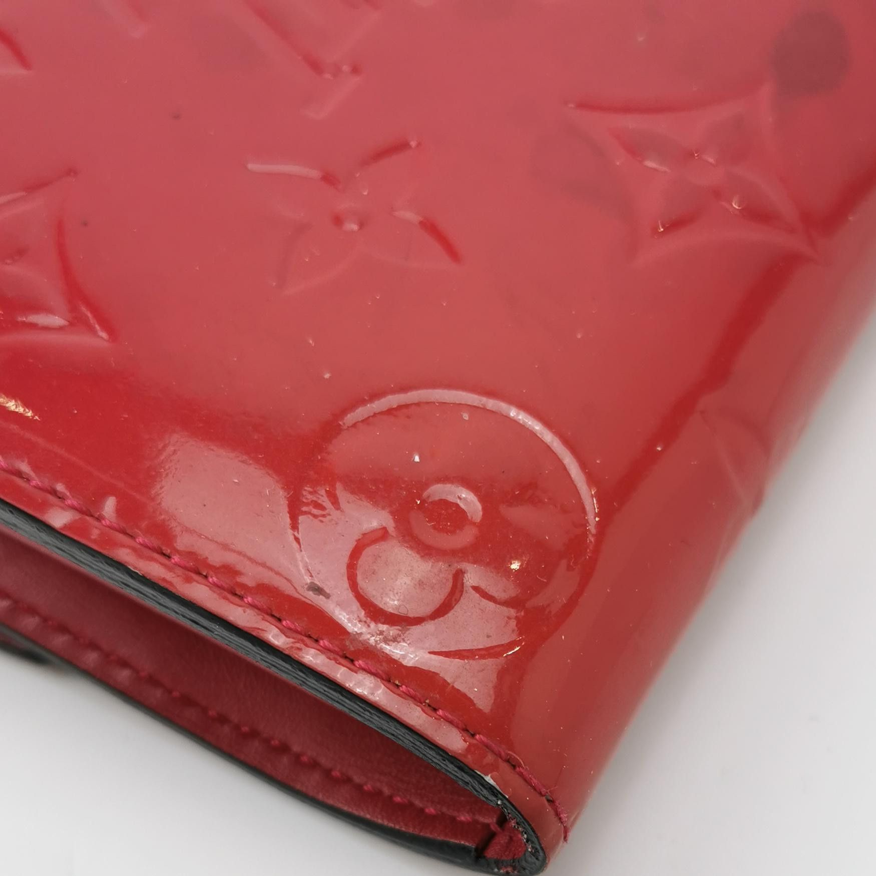 Louis Vuitton Louis Vuitton (LV) Patent leather embossed monogram long wa Size ONE SIZE - 4 Thumbnail