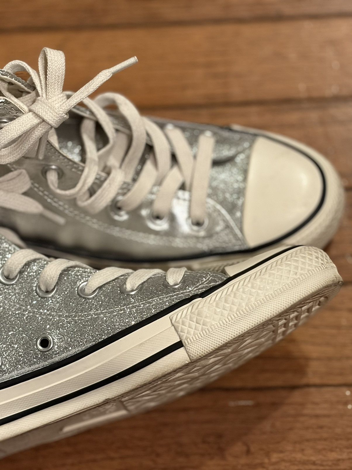Converse Converse Womens Size 7 CTAS Shiny Metal Hi Size US 7 / IT 37 - 8 Thumbnail