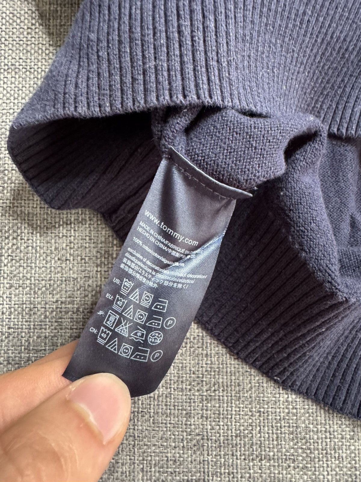Tommy Hilfiger Tommy Hilfiger navy sweaters S Size US S / EU 44-46 / 1 - 6 Thumbnail