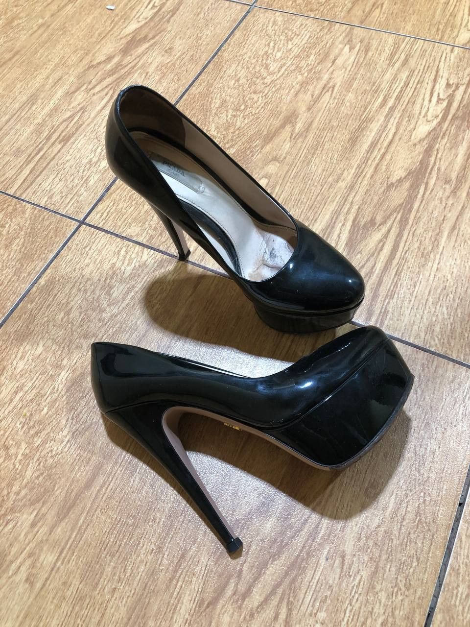 Prada LUXURY Black Heels PRADA Y2K VINTAGE Size US 8.5 / IT 38.5 - 2 Thumbnail