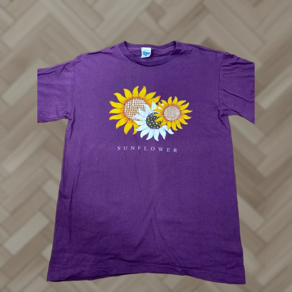 Salem Sportswear VINTAGE Salem Sportswear T-Shirt Purple Floral Short Sleeve M Women Size M / US 6-8 / IT 42-44 - 1 Thumbnail