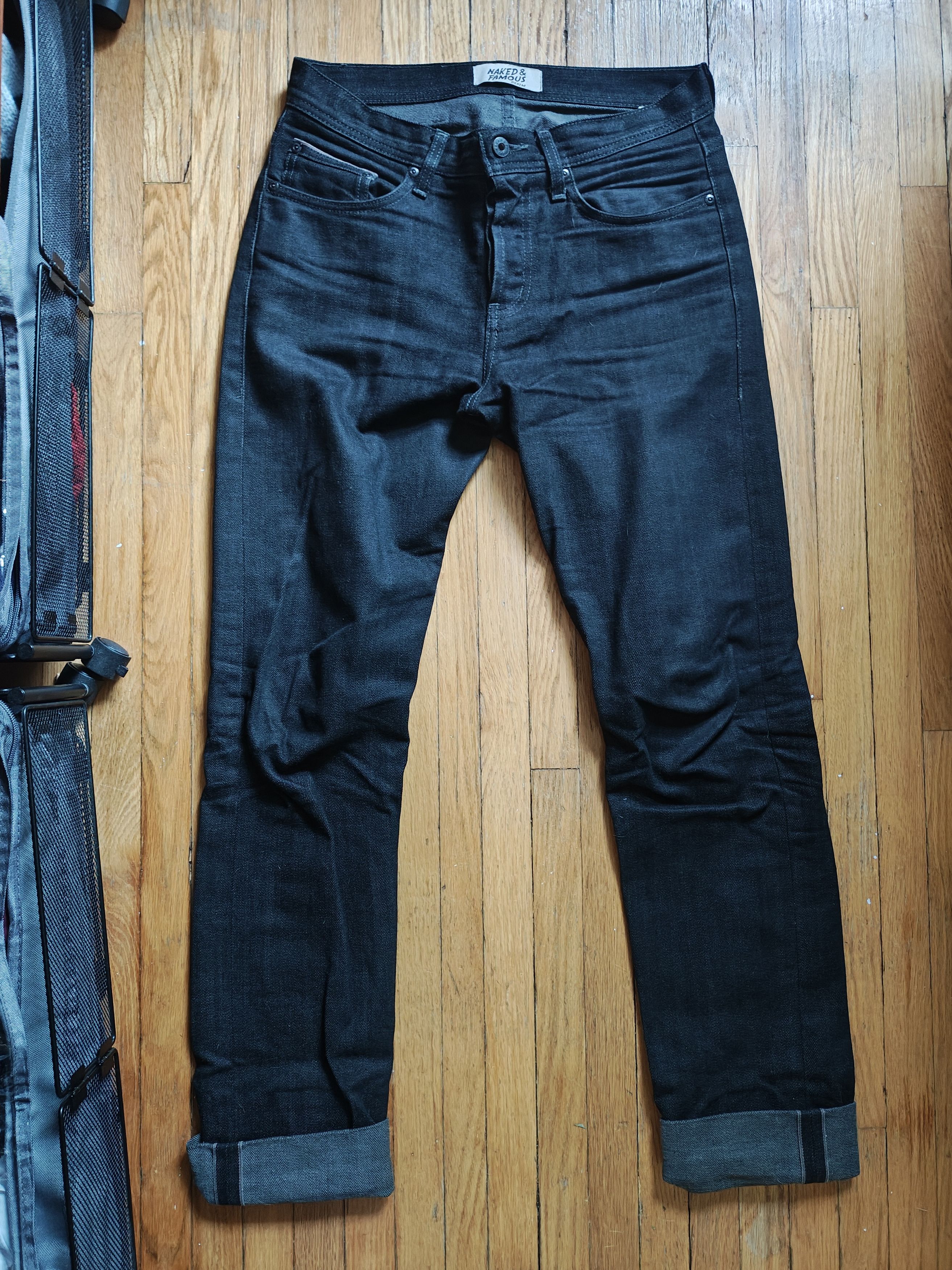 【UNKNOWN PLANET】TUCK WIDE SAND DENIM The Signature Flare - Light Denim | Three Bird Nest