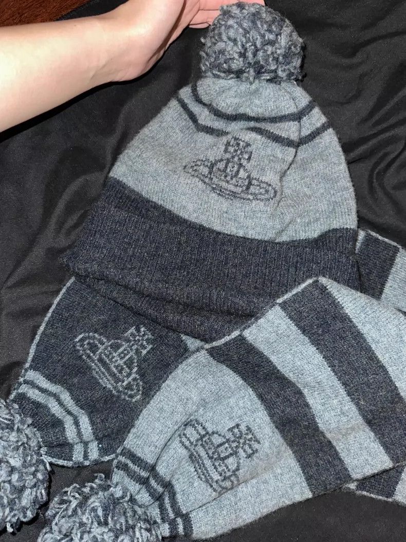 Vivienne Westwood Blue and gray striped Saturn orb scarf c