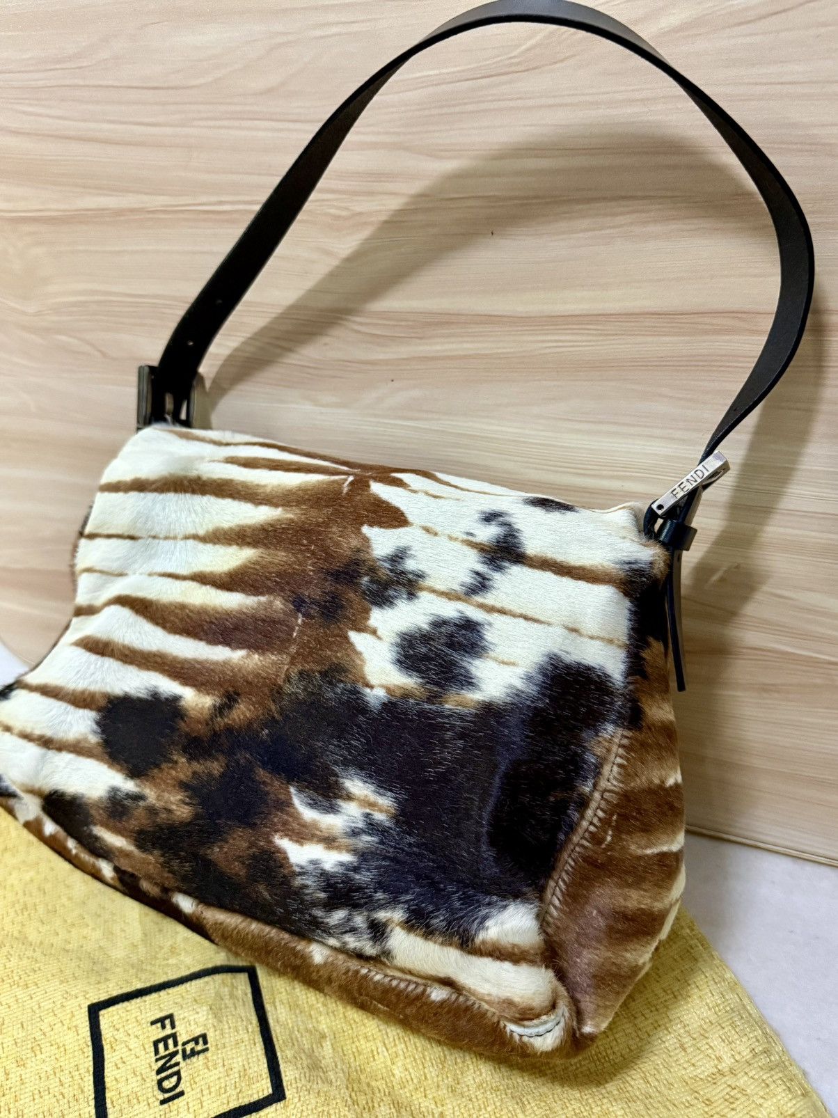 Fendi Rare Vintage Fendi Calf Hair Mamma Baguette Bag Size ONE SIZE - 8 Thumbnail