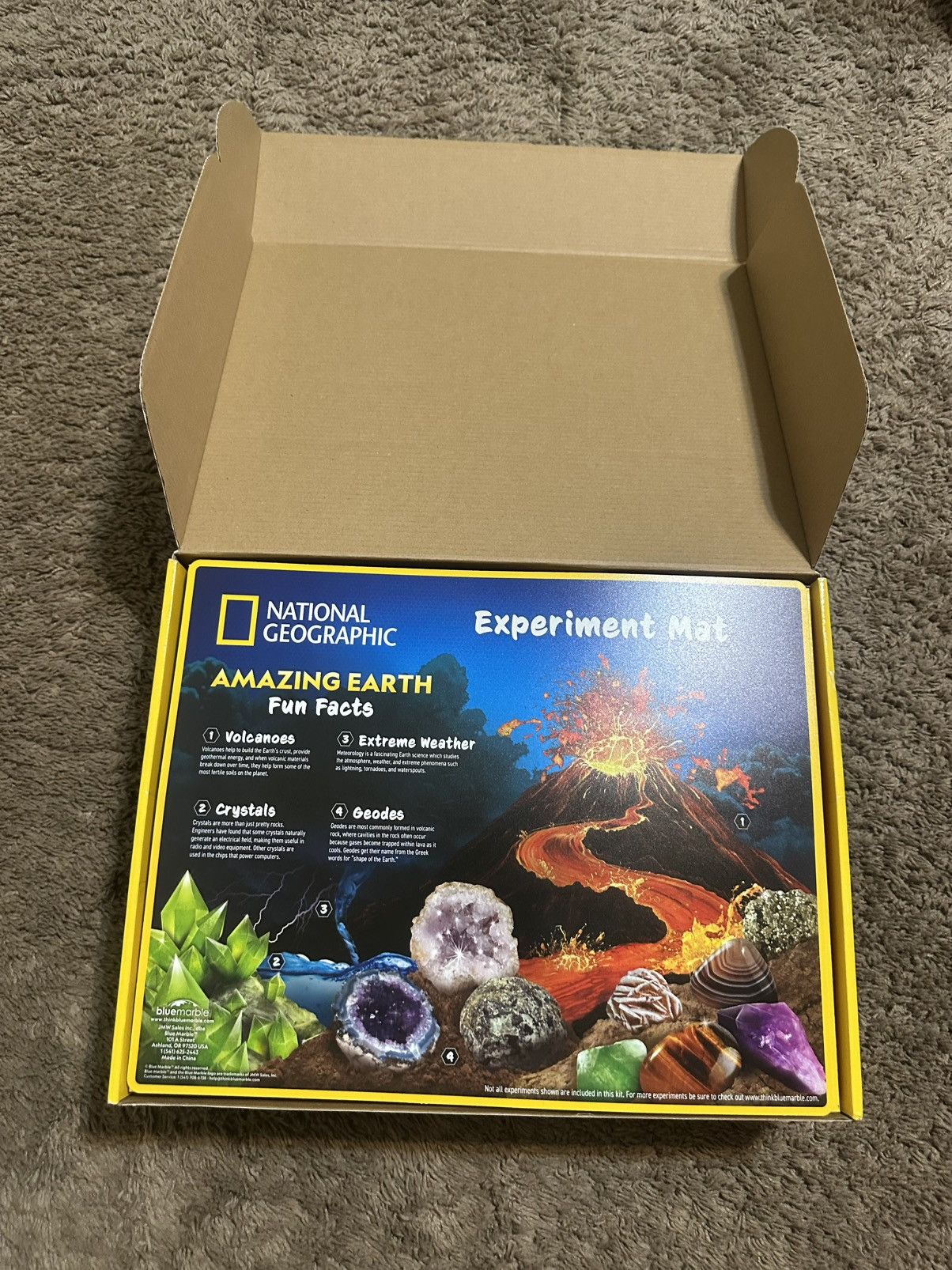 Nike 130 Experiments Science Kit Earth Chemistry Toys Magic Size US L / EU 52-54 / 3 - 3 Thumbnail