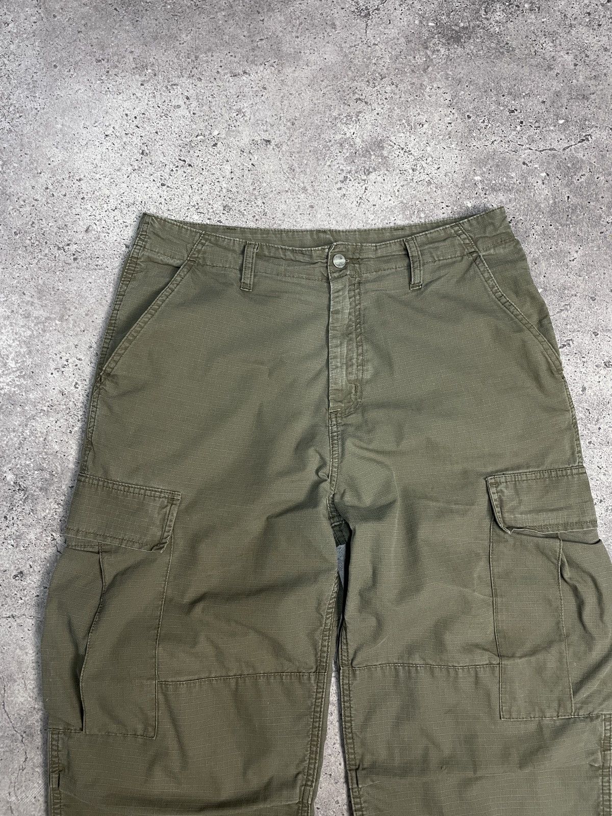 Vintage Carhartt Cargo Pants Jeans Y2K Style Baggy Fit