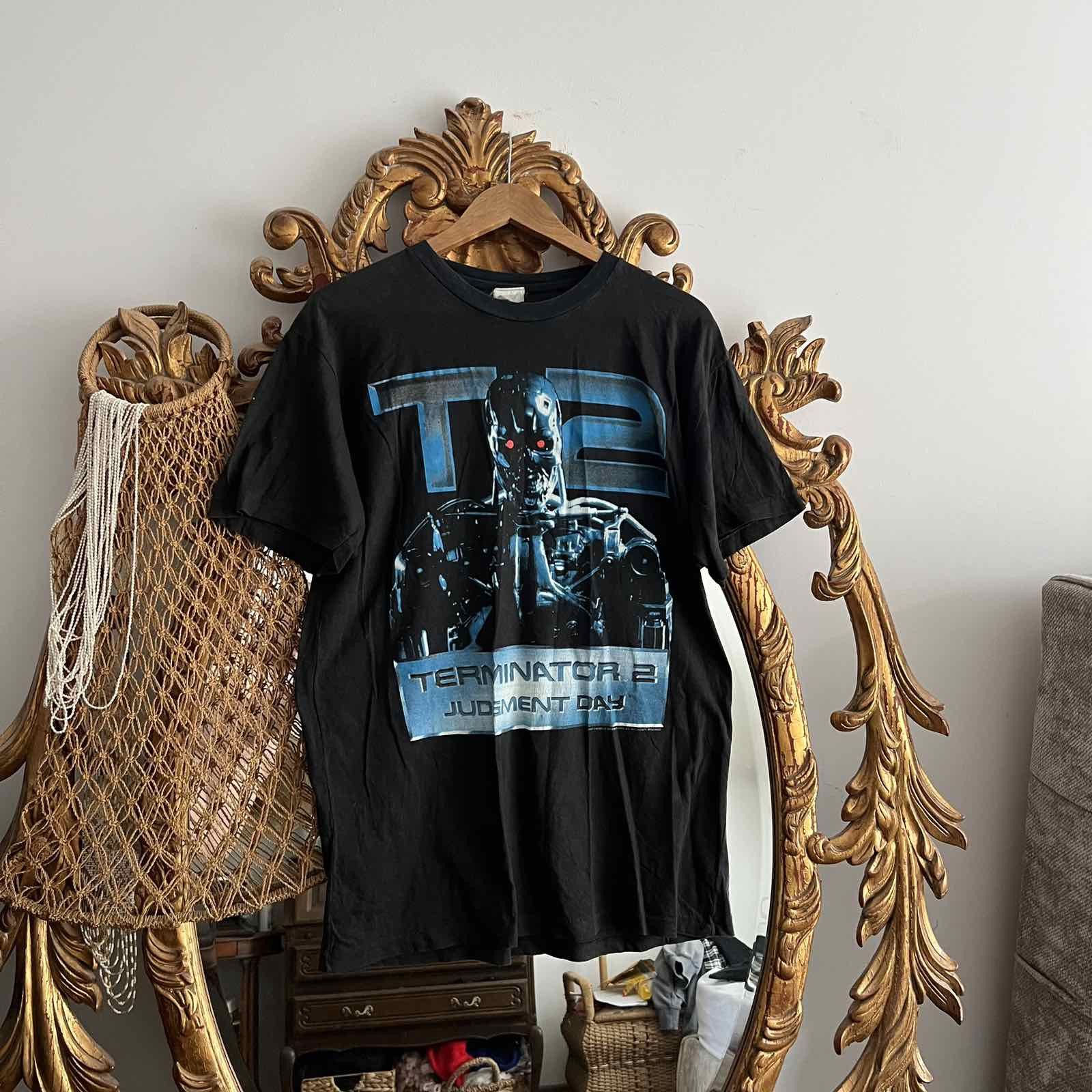 Vintage vintage 1991 TERMINATOR 2 judgment day rare design t-shirts Size US XL / EU 56 / 4 - 1 Thumbnail