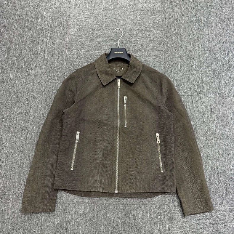 Louis Vuitton Louis Vuitton Brown snakeskin jacket Size US M / EU 48-50 / 2 - 1 Thumbnail