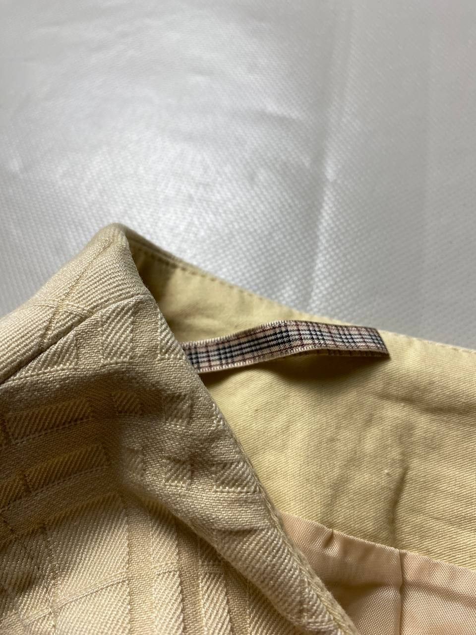 Burberry Vintage Burberry Mini Skirts Size 30" / US 8 / IT 44 - 9 Thumbnail