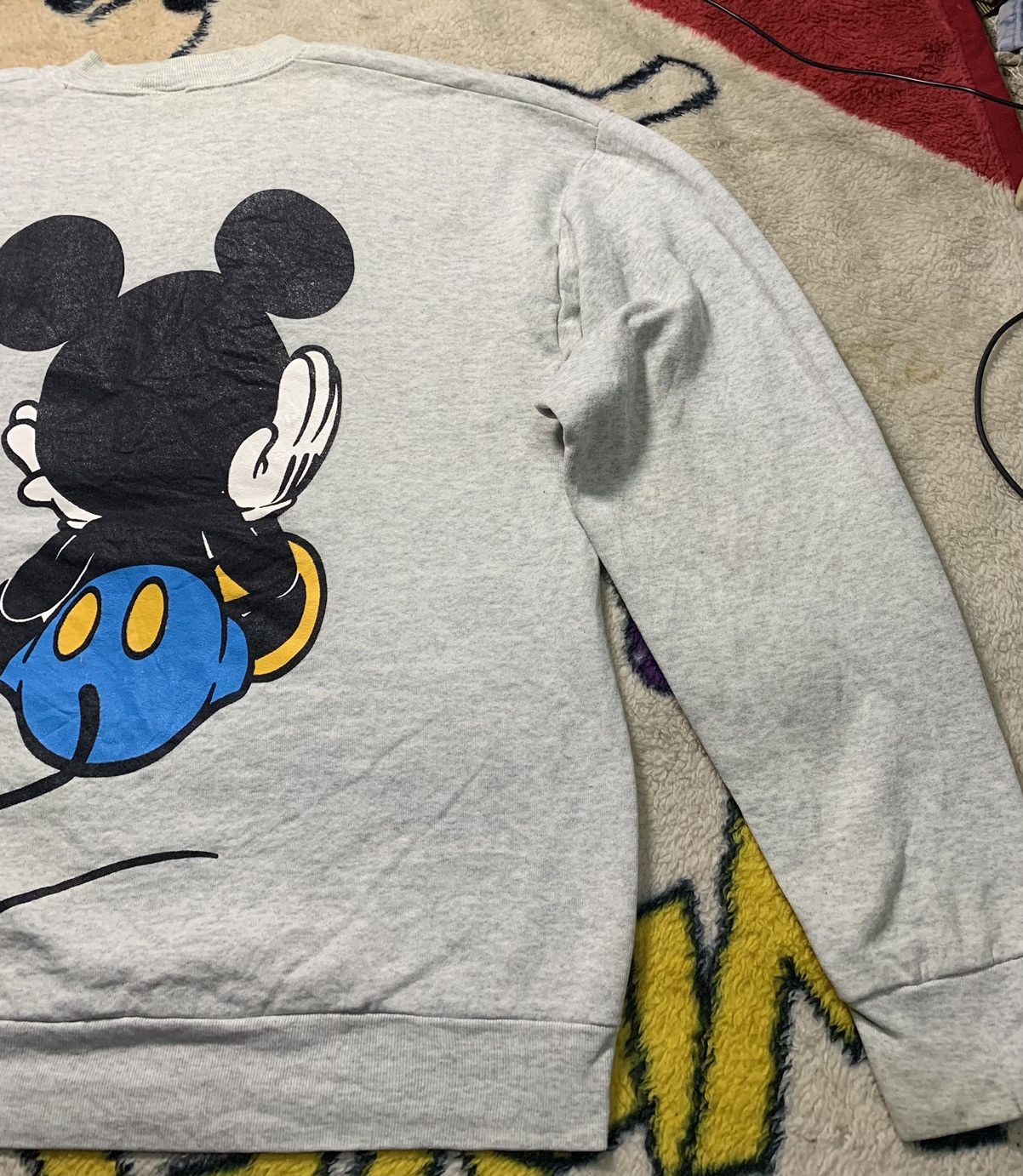 Disney 90s MICKEY MIRROR PRINT CREWNECK RARE Size US L / EU 52-54 / 3 - 12 Thumbnail