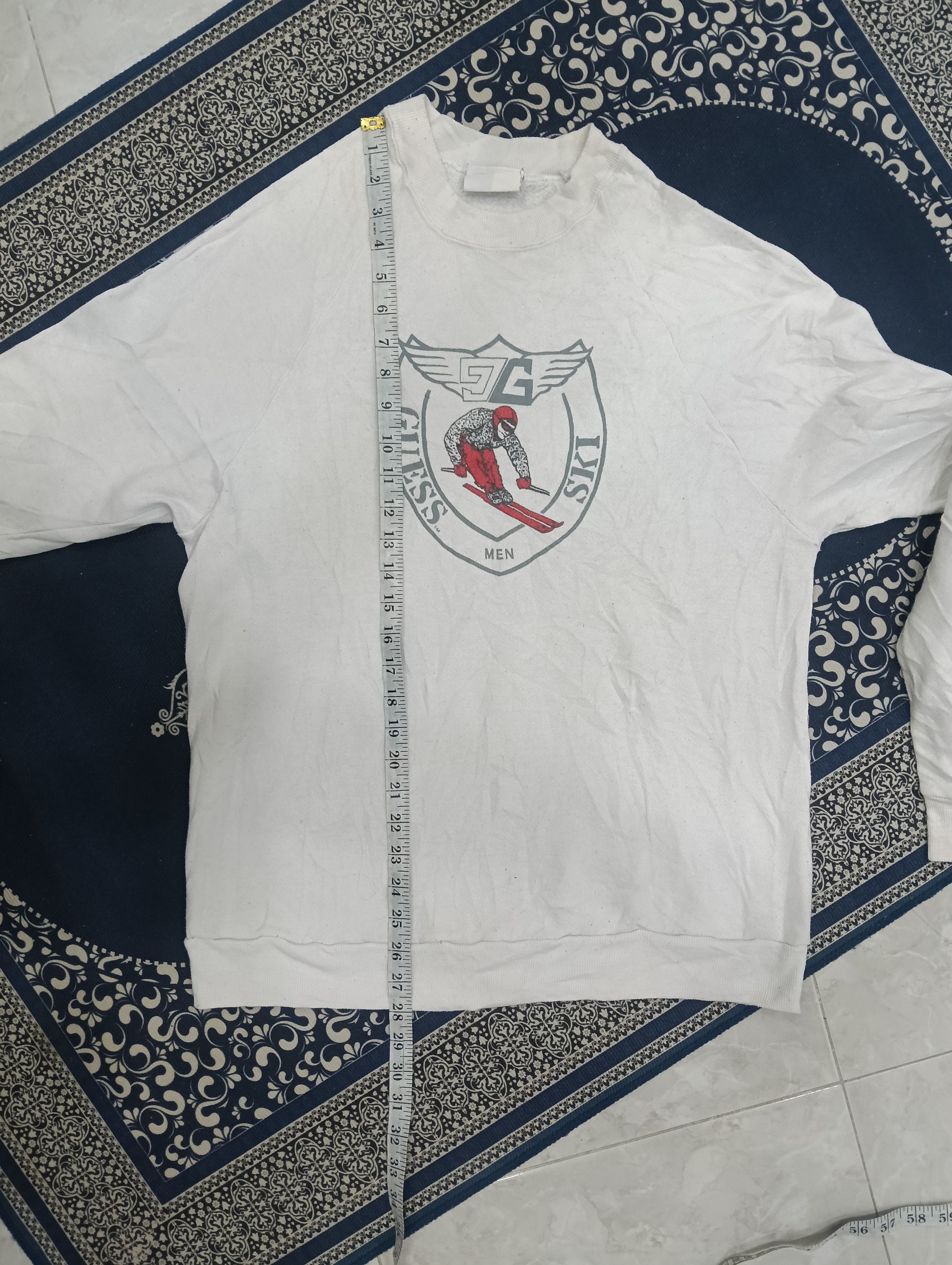 Guess Vintage Guess Sweatshirt Crewneck Size US L / EU 52-54 / 3 - 9 Thumbnail