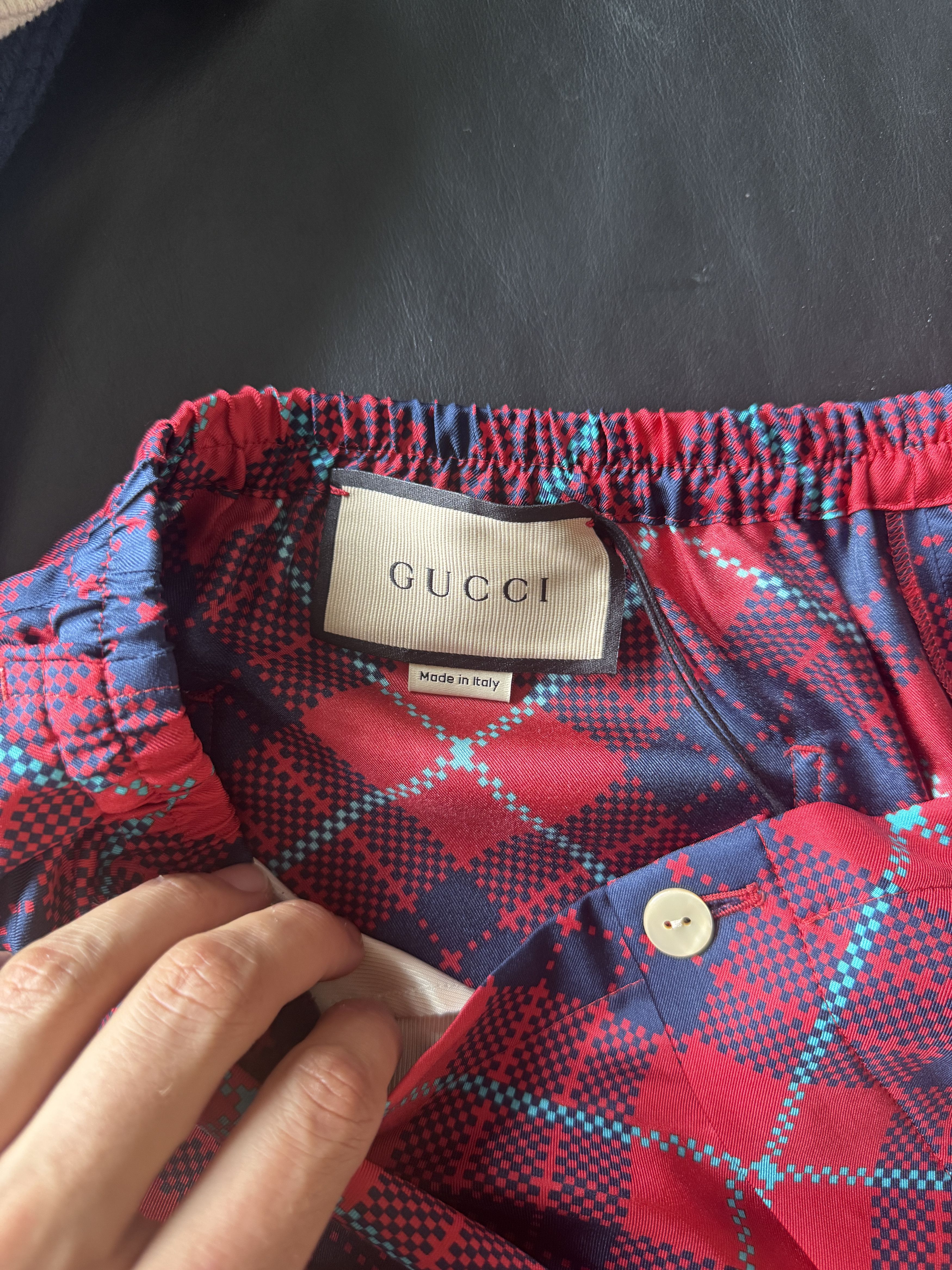 Gucci Checkered Silk Shorts with Blue Hem Size US 34 / EU 50 - 13 Thumbnail