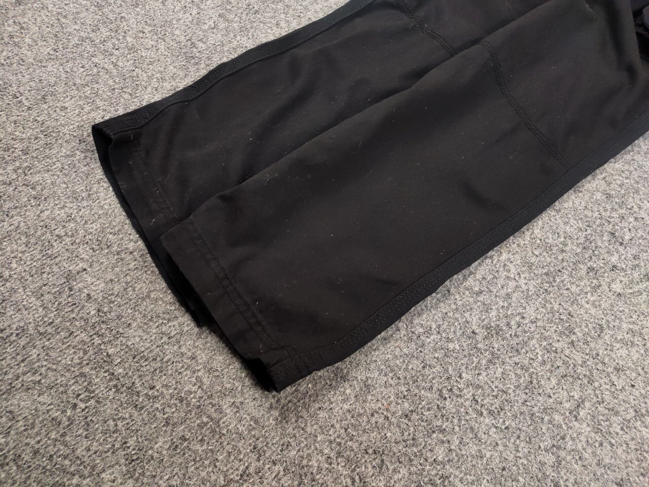 Japanese Brand Vintage 90's Japanese Black Pocket Casual Cargo Pants Size US 32 / EU 48 - 6 Thumbnail