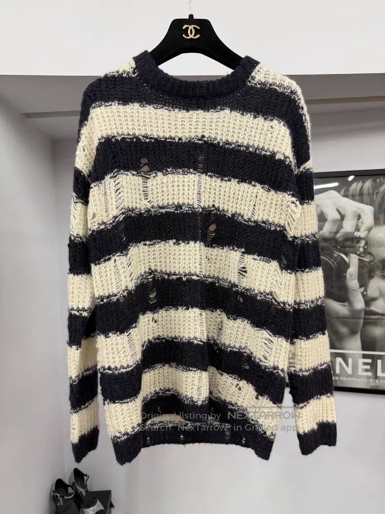 Dior Dior Black and white striped hollow knitted sweater Size XXS / US 00 / IT 34 - 1 Thumbnail