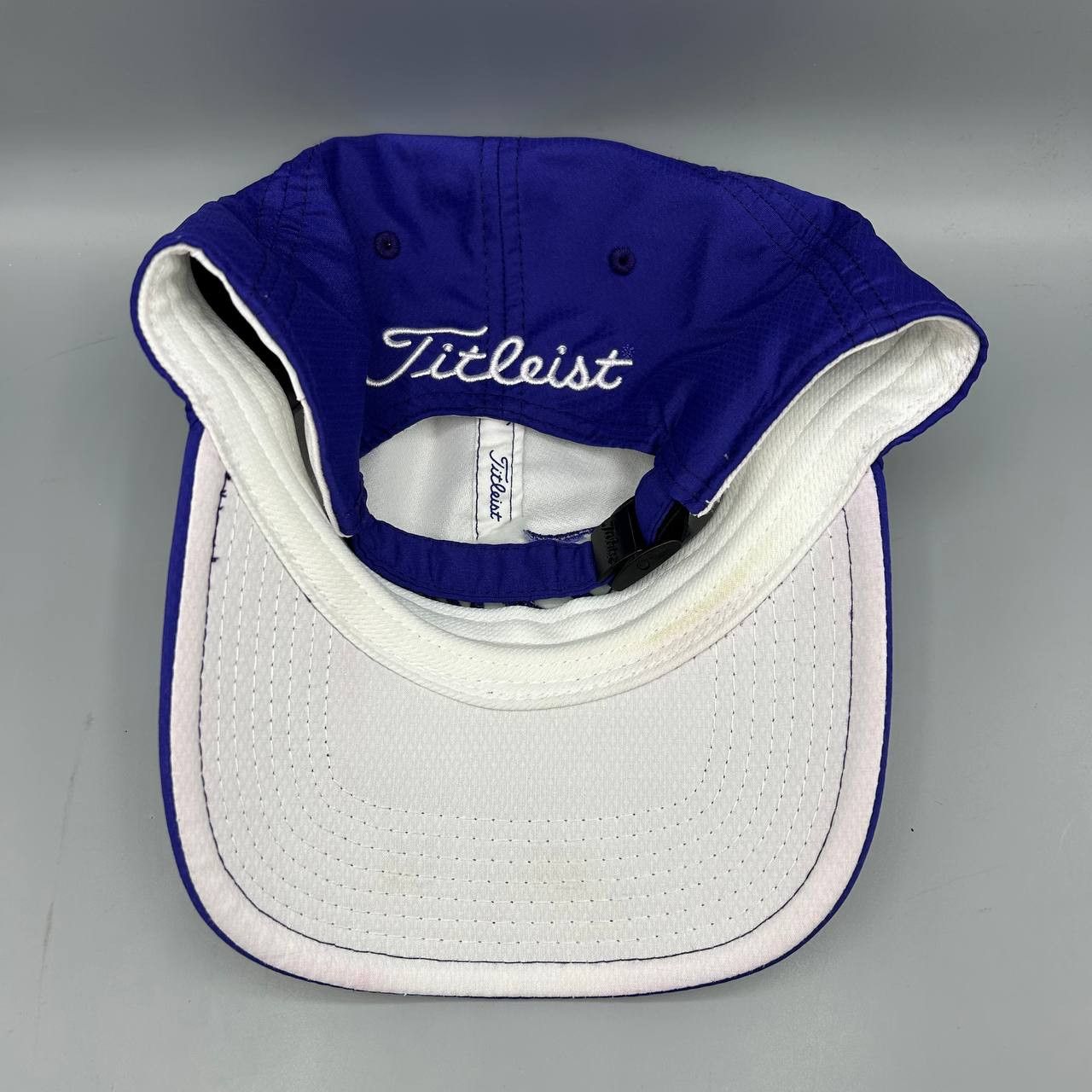 Titleist Titleist Golf Hat Men White Blue Embroidered Strap Back Cap Size ONE SIZE - 5 Thumbnail