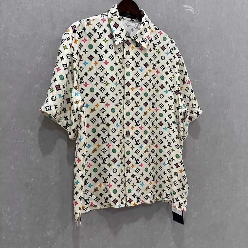 Louis Vuitton Louis Vuitton Logo Full Print Single Breasted Silk Short Sl Size US XL / EU 56 / 4 - 3 Thumbnail