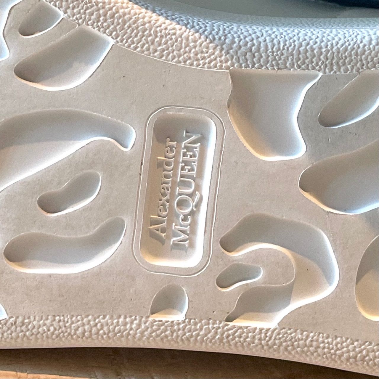 Alexander McQueen Alexander McQueen White Leather Blue Suede Sneakers Size US 9.5 / IT 39.5 - 11 Thumbnail