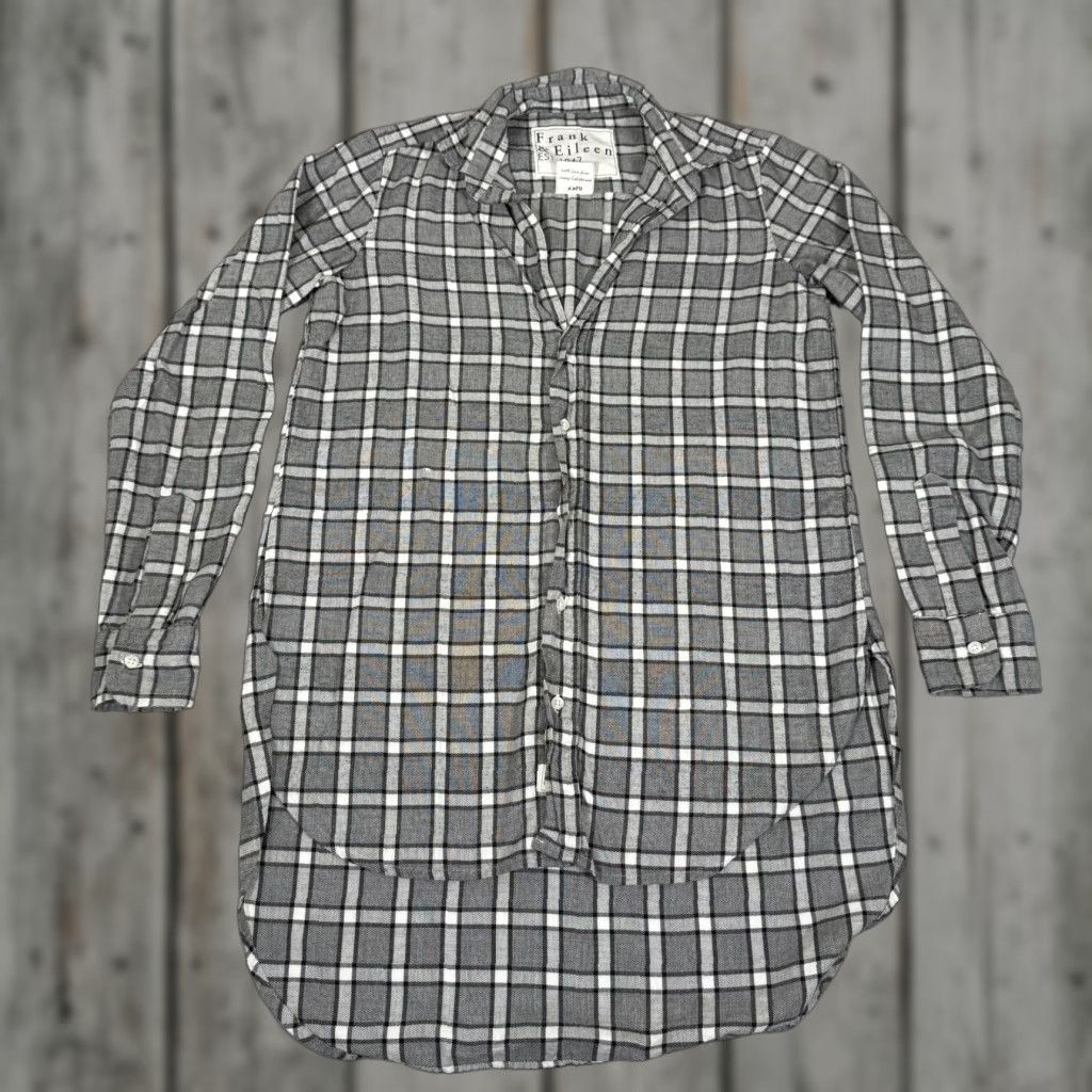 Frank & Eileen VINTAGE no? (Wait: item not vintage) - Frank & Eileen Shirt Womens Small Gray White Plaid Grayson Italian Fabric Casual Size S / US 4 / IT 40 - 1 Thumbnail