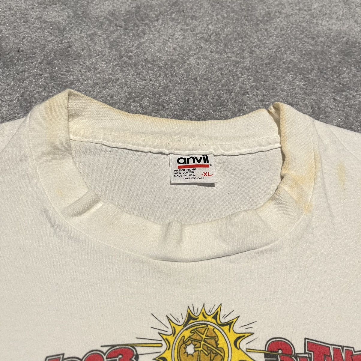 NBA Vintage 1993 Chicago Bulls Salem Sportswear Comic Logo Tee Size US XL / EU 56 / 4 - 8 Thumbnail