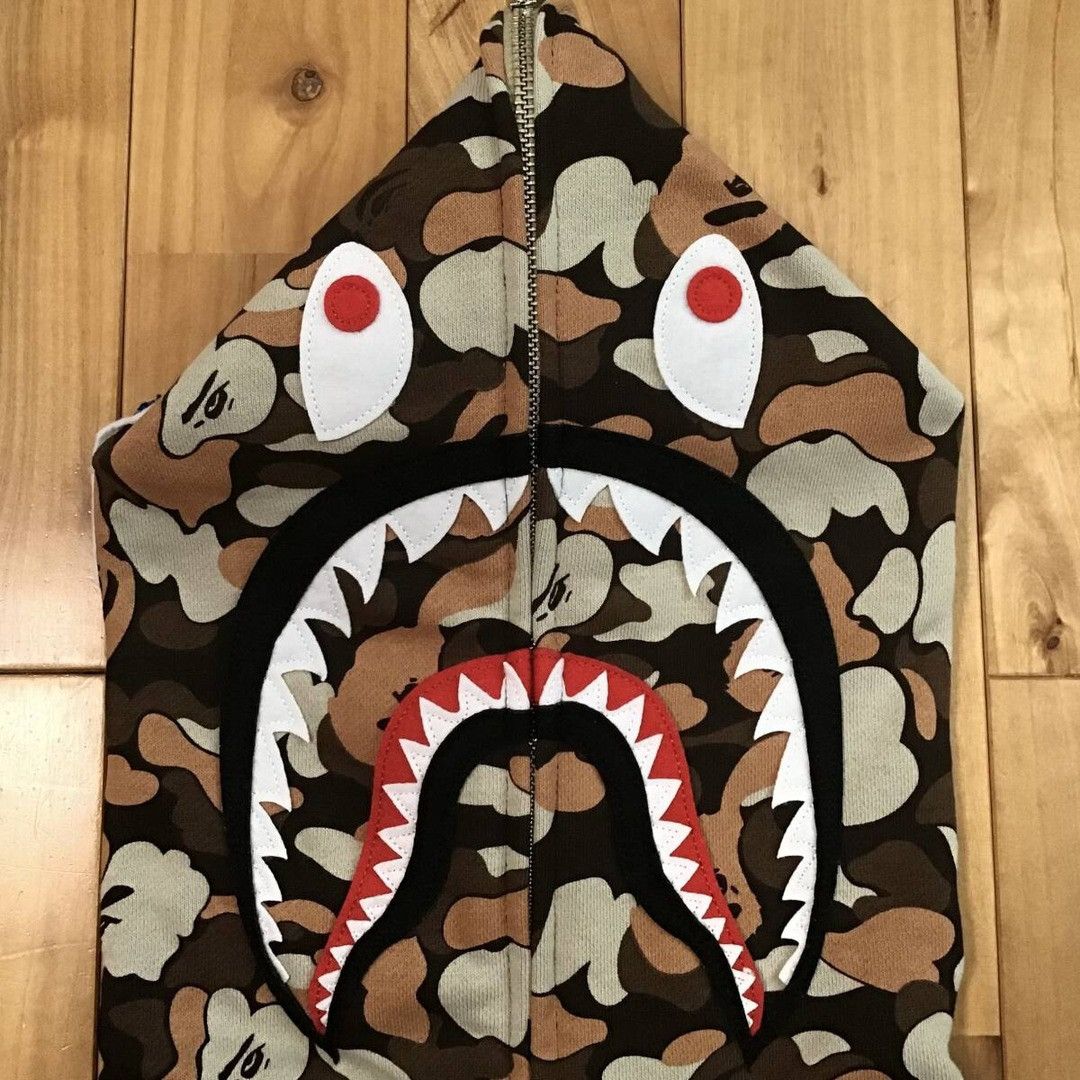 Bape 2024 🔥BAPE THINK STORE CAMO🔥 Separate shark full zip hoodie Size US M / EU 48-50 / 2 - 4 Thumbnail