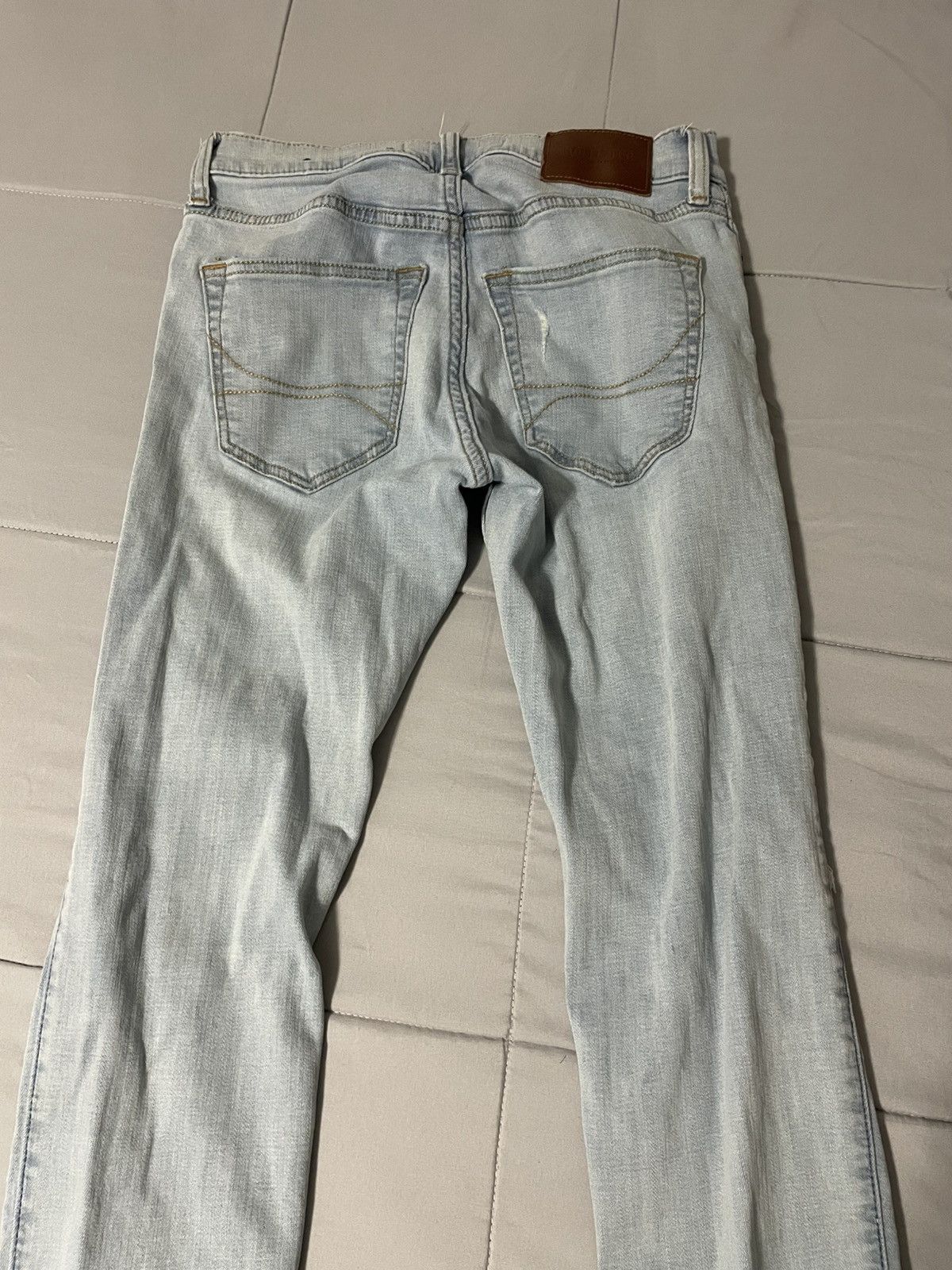 Hollister Holister Light Blue Jeans Size US 26 / EU 42 - 3 Thumbnail
