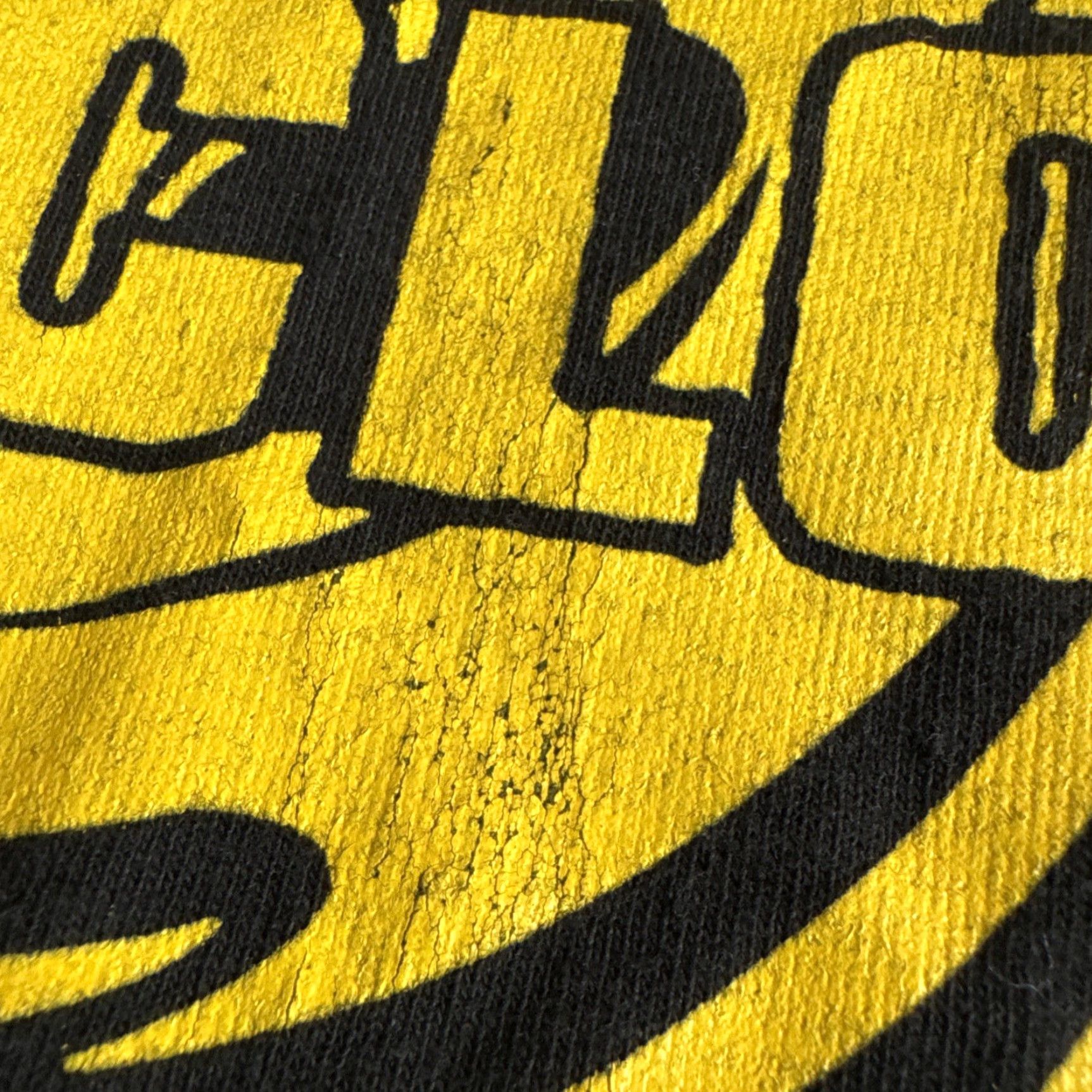 Gildan VINTAGE Bacardi Ciclon T-Shirt Men L Black Yellow Tequila Spiked Rum Y2K Mens Size US L / EU 52-54 / 3 - 3 Thumbnail