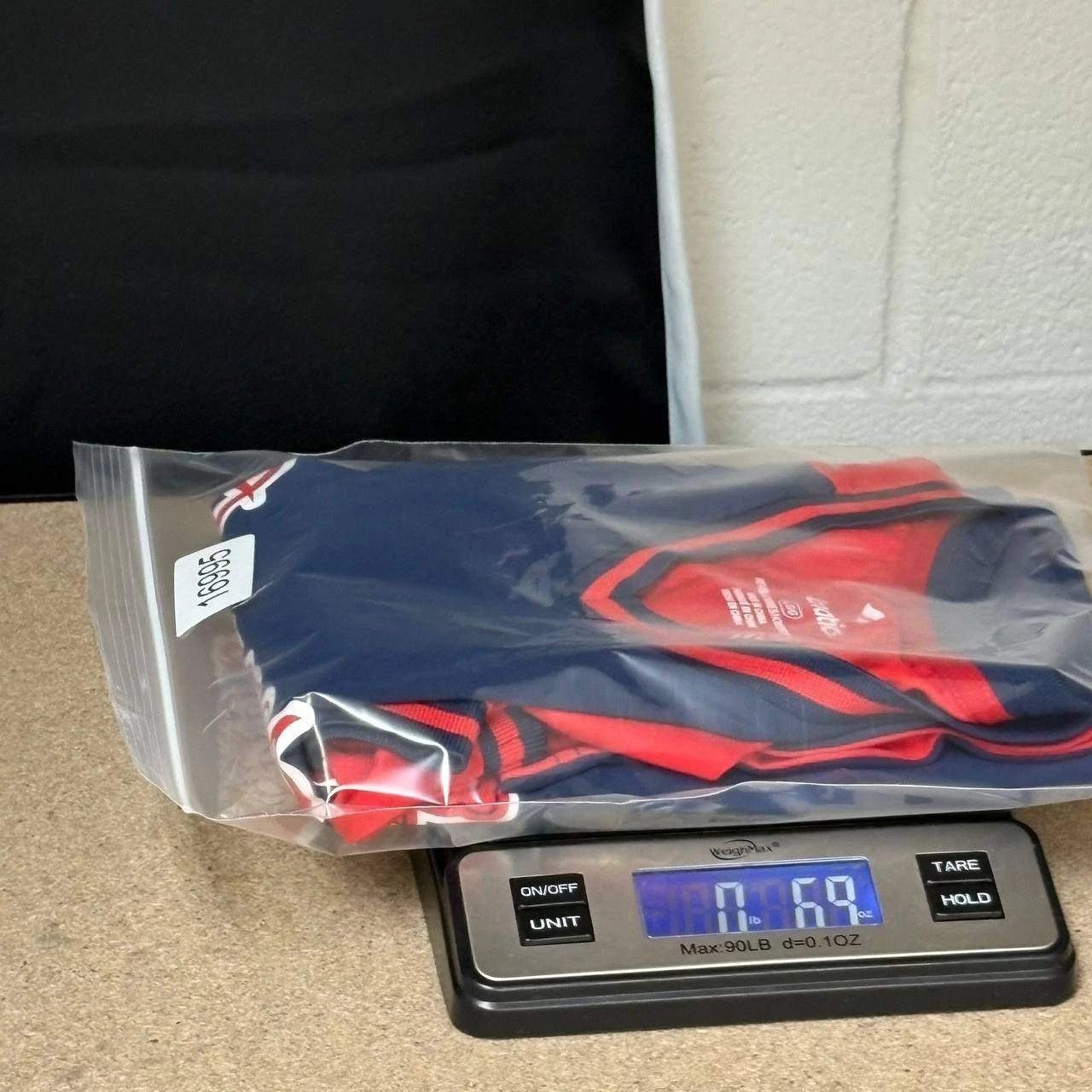 Other Atlanta Braves Shirt Men Fanatics Short Sleeve V-Neck New L Size US L / EU 52-54 / 3 - 7 Thumbnail