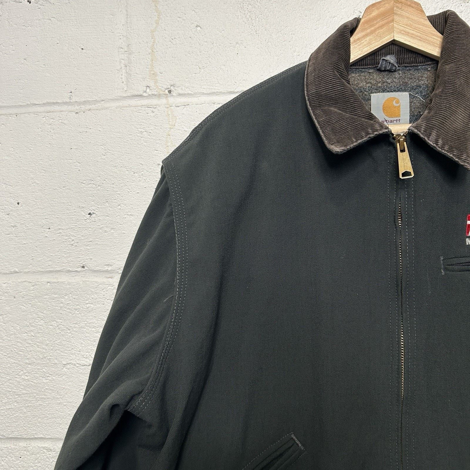 Carhartt Vintage Carhartt Blanket-Lined Detroit Jacket “Charcoal” Size US XL / EU 56 / 4 - 6 Thumbnail