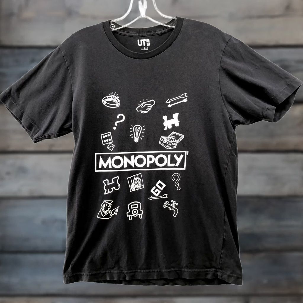 Uniqlo Uniqlo T Shirt Mens S Monopoly Graphic Black Cotton Short Sleeve Crewneck Regular Fit Vintage: No Size US S / EU 44-46 / 1 - 1 Thumbnail