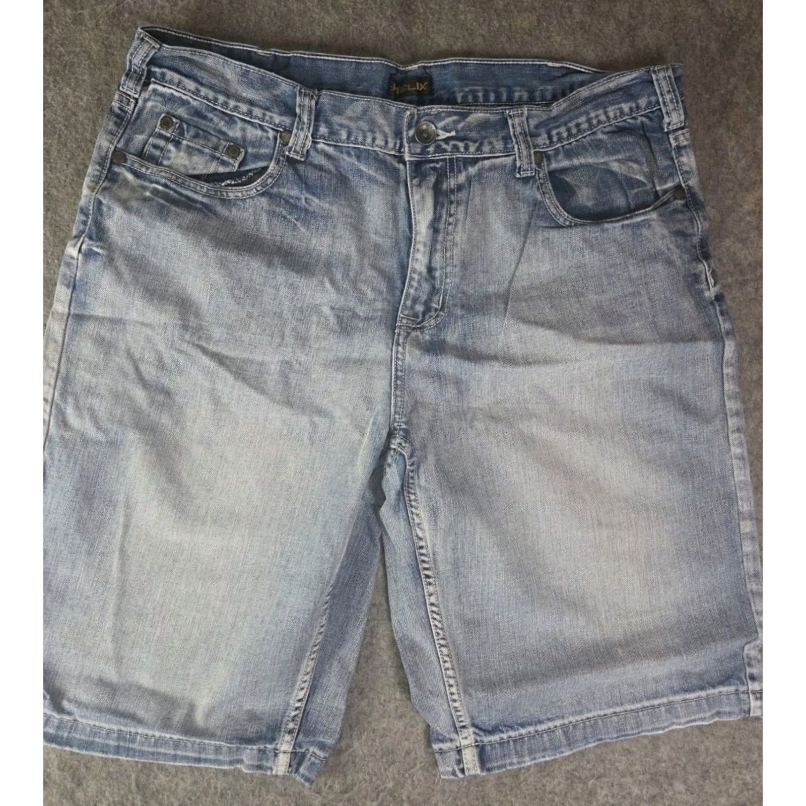 Denime VINTAGE Helix Jeans Shorts Baggy Light Wash Denim 38 Men 80s Grunge Cargo Pockets Distressed Regular Inseam 12in Blue Cotton Shirt Size US 38 / EU 54 - 2 Thumbnail