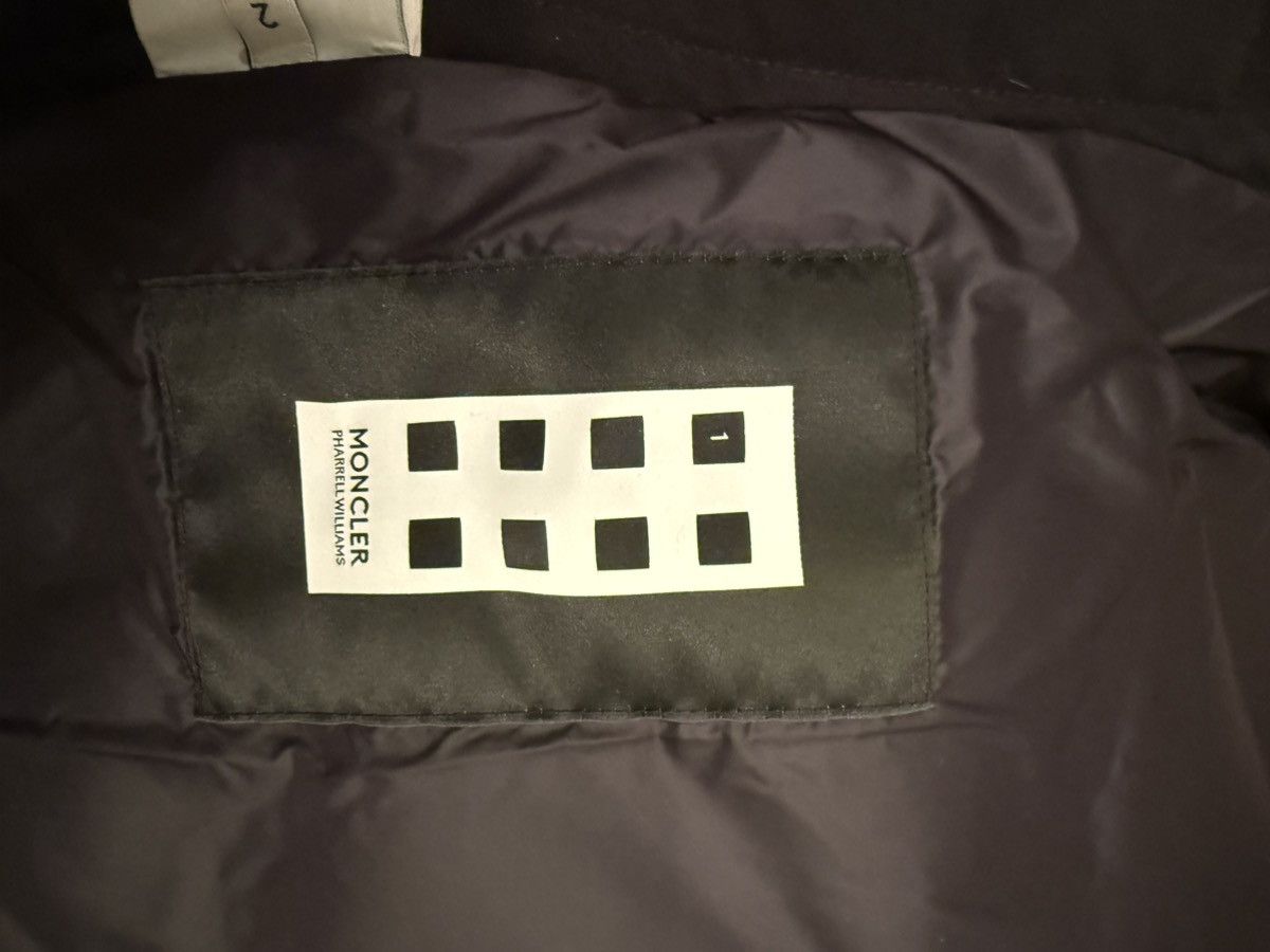 Moncler Genius × Pharrell Moncler Genius x Pharrell Turtle Vest Size US M / EU 48-50 / 2 - 13 Thumbnail