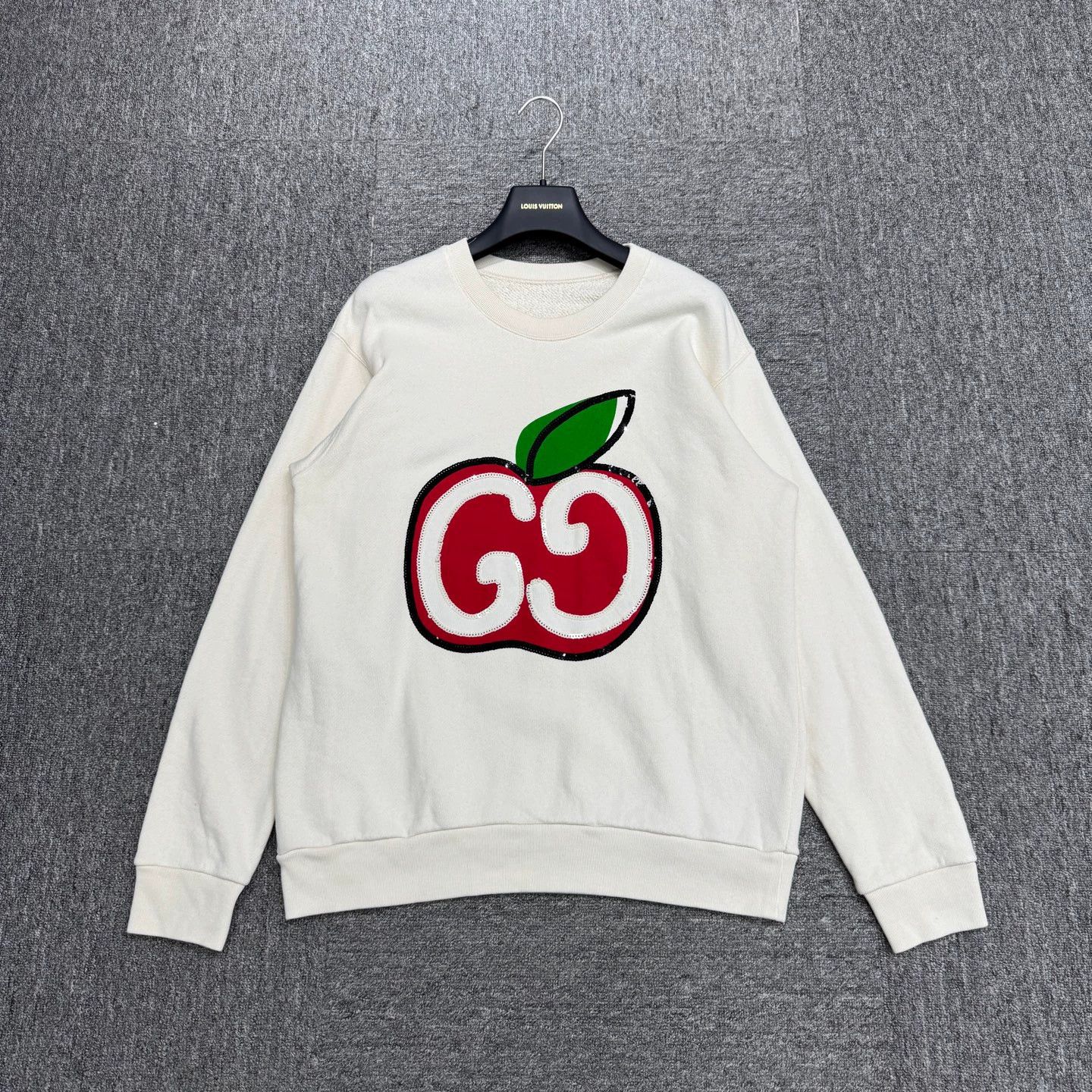 Gucci Gucci Sequin Apple Hoodie S Size US S / EU 44-46 / 1 - 1 Thumbnail