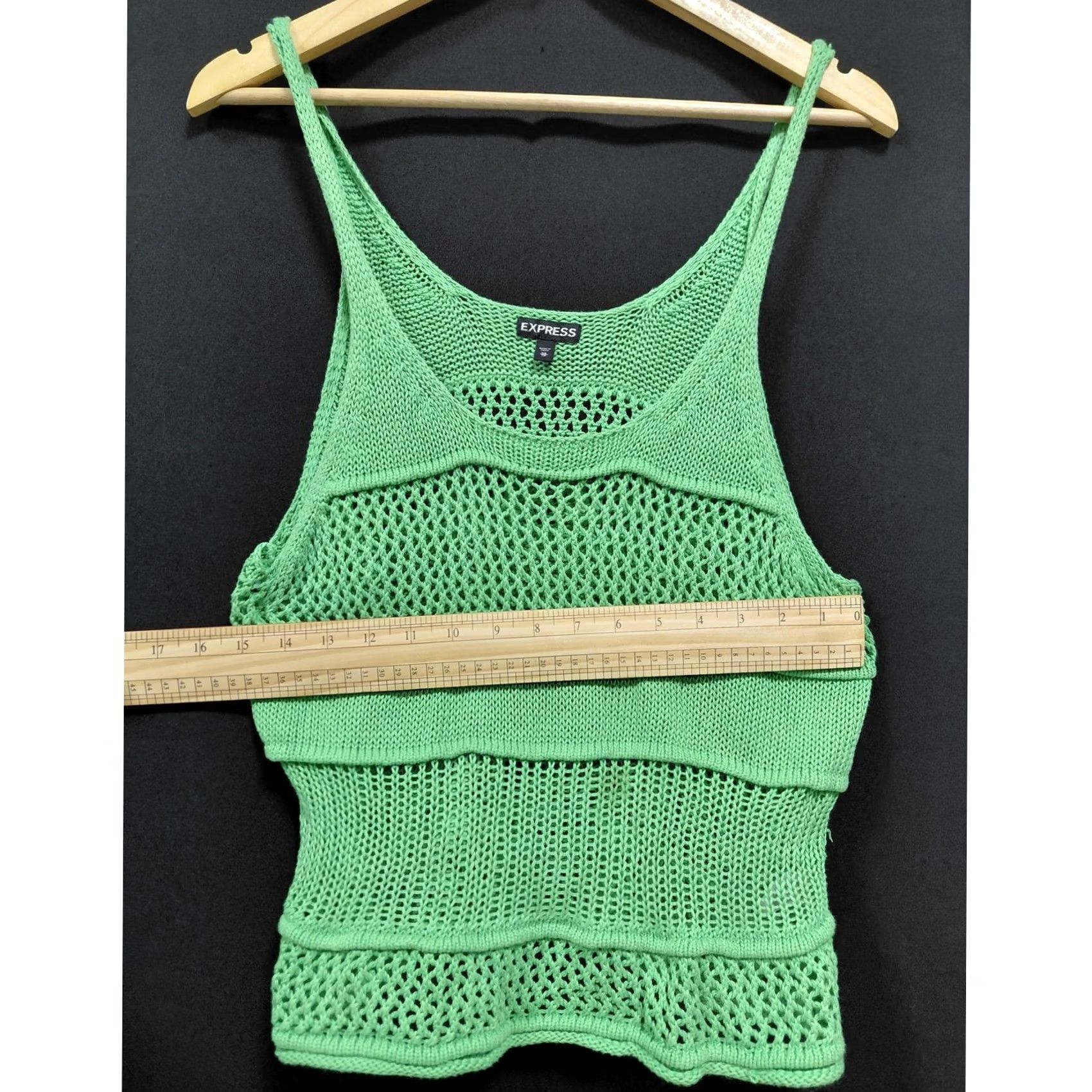 Express EXPRESS Green Knit Tank Top Solid Sleeveless Women Size XS Size XS / US 0-2 / IT 36-38 - 4 Thumbnail